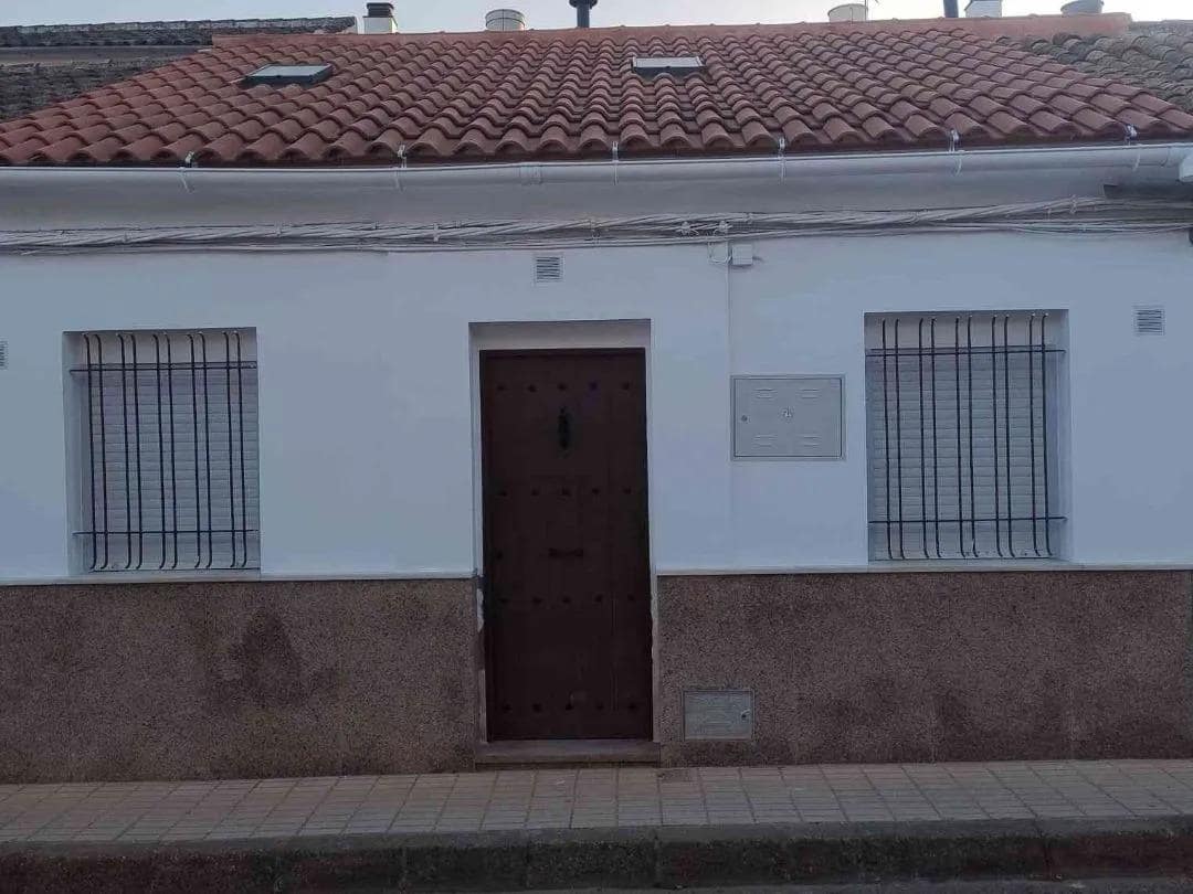 2 soverom Leilighet til salgs i Constantina med svømmebasseng - € 139 500 (Ref: 9983072)