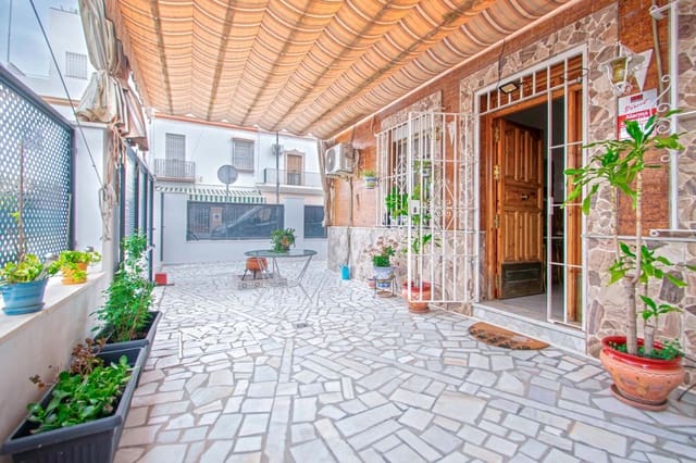 4 slaapkamer Huis te koop in Sevilla stad met garage - € 595.000 (Ref: 9985032)