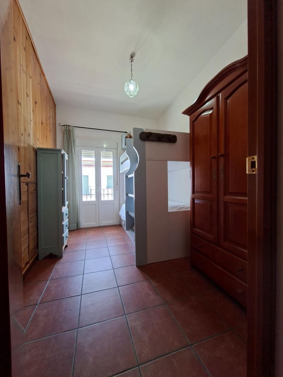 3 soverom Hus til salgs i Alanis - € 119 500 (Ref: 9986932)