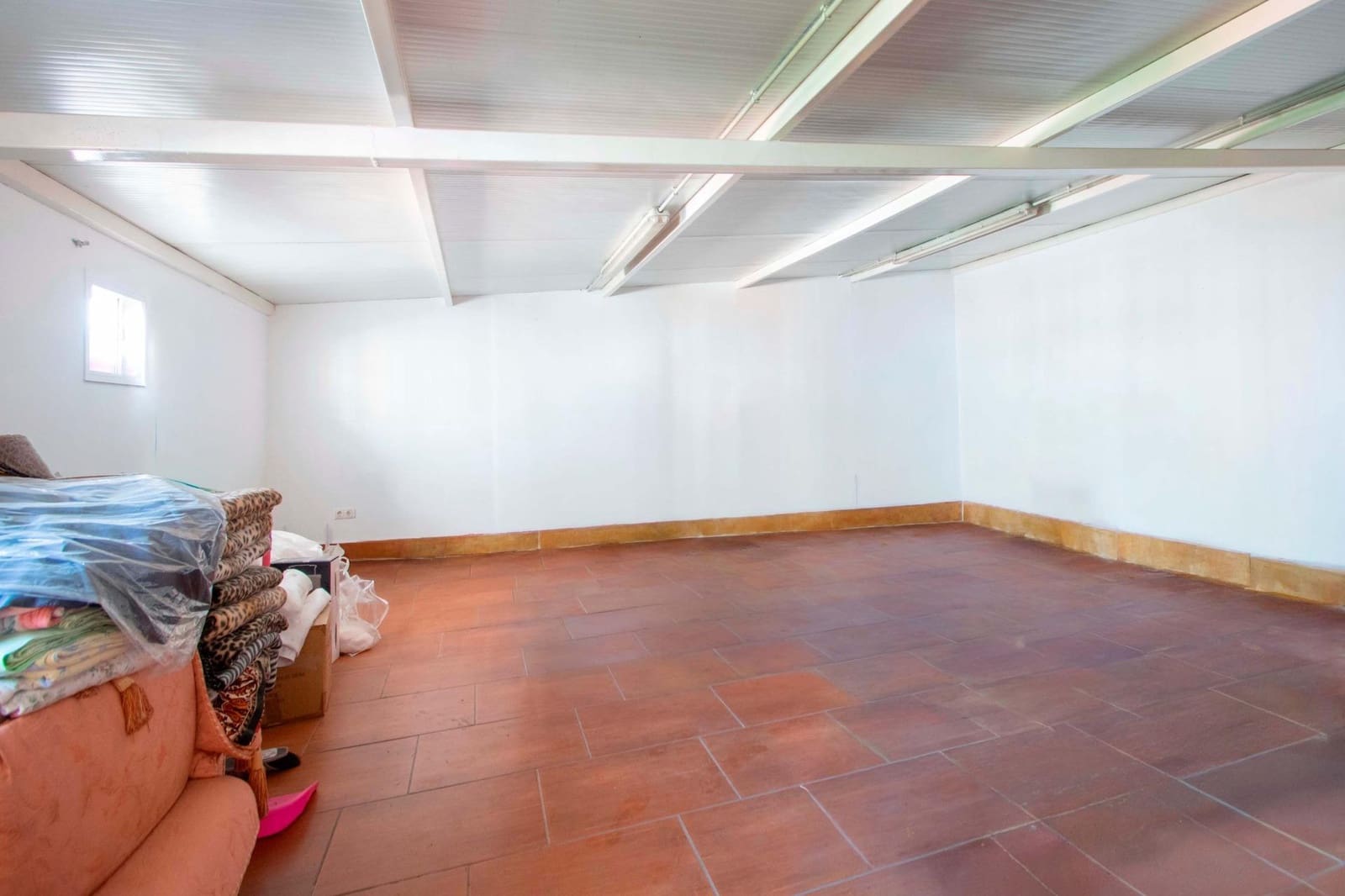 Erhverv til salg i San Juan de Aznalfarache - € 450.000 (Ref: 9990782)