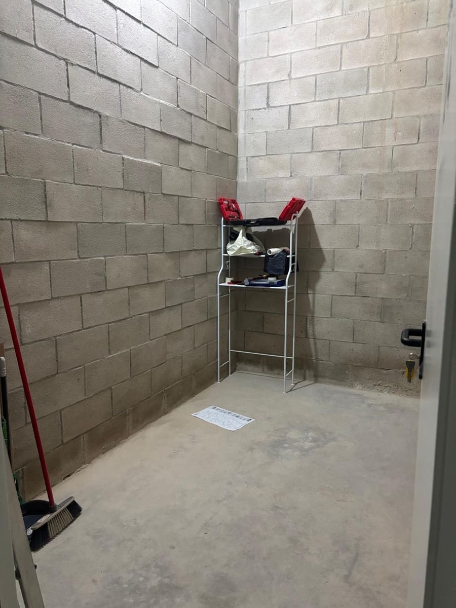 3 sovrum Lägenhet att hyra i Sevilla stad med pool garage - 1 200 € (Ref: 9997185)