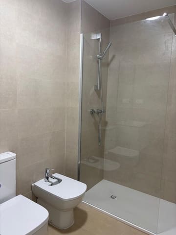 3 Zimmer Wohnung zu vermieten in Parque Alcosa, Sevilla Stadt mit Pool Garage - 1.200 € (Ref: 9997185)