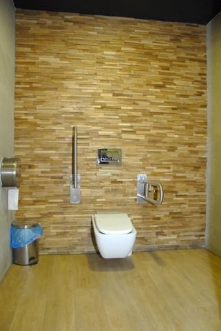 Commercieel te huur in Sevilla stad - € 2.930 (Ref: 9998870)