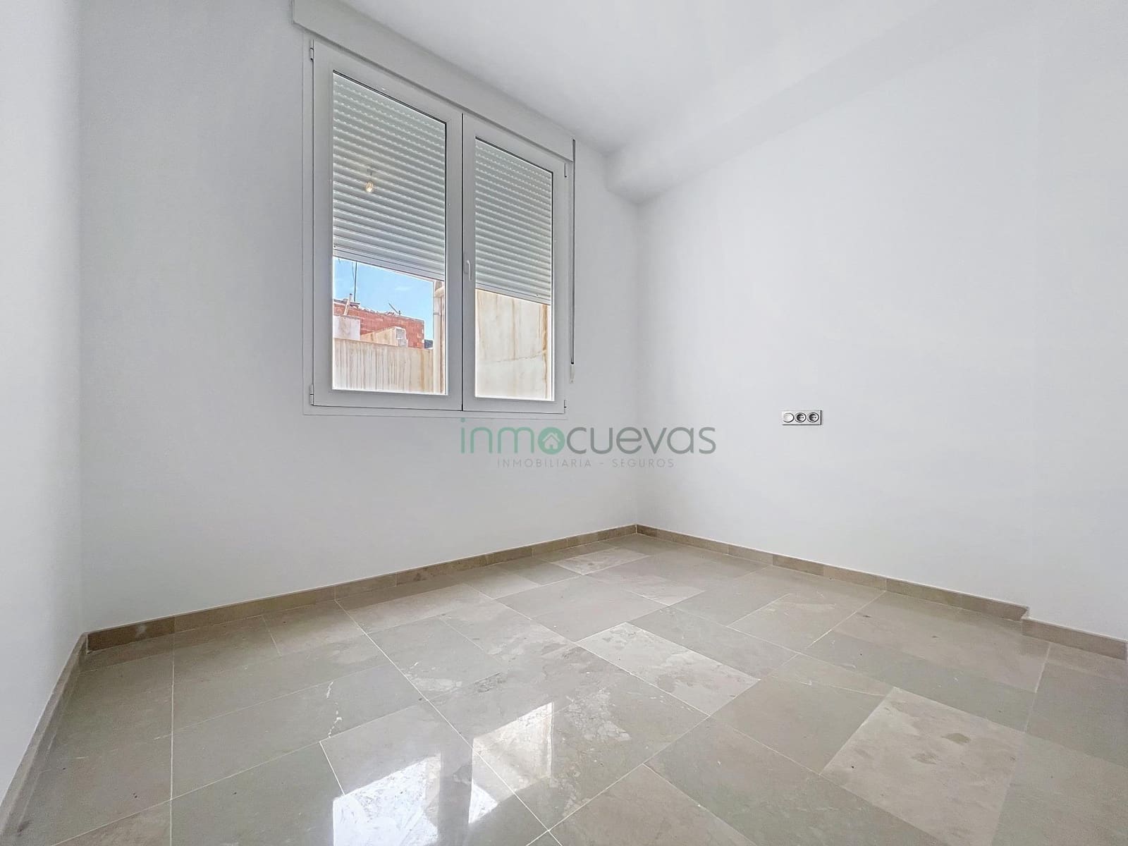 Piso de 4 habitaciones en Cuevas del Almanzora en venta - 165.000 € (Ref: 10047447)