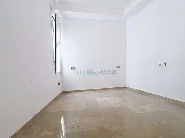 Piso de 4 habitaciones en Cuevas del Almanzora en venta - 165.000 € (Ref: 10047447)