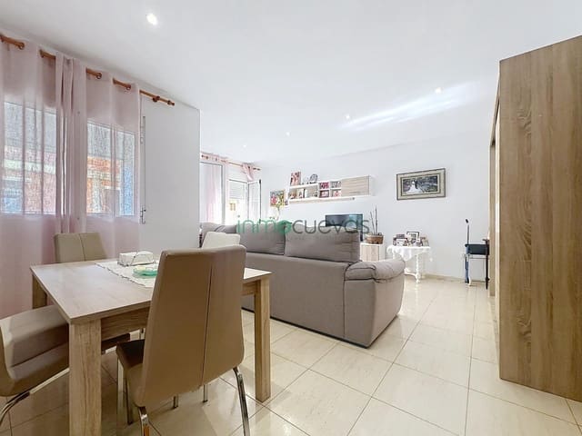 3 slaapkamer Flat te koop in Cuevas del Almanzora met garage - € 110.000 (Ref: 10089824)