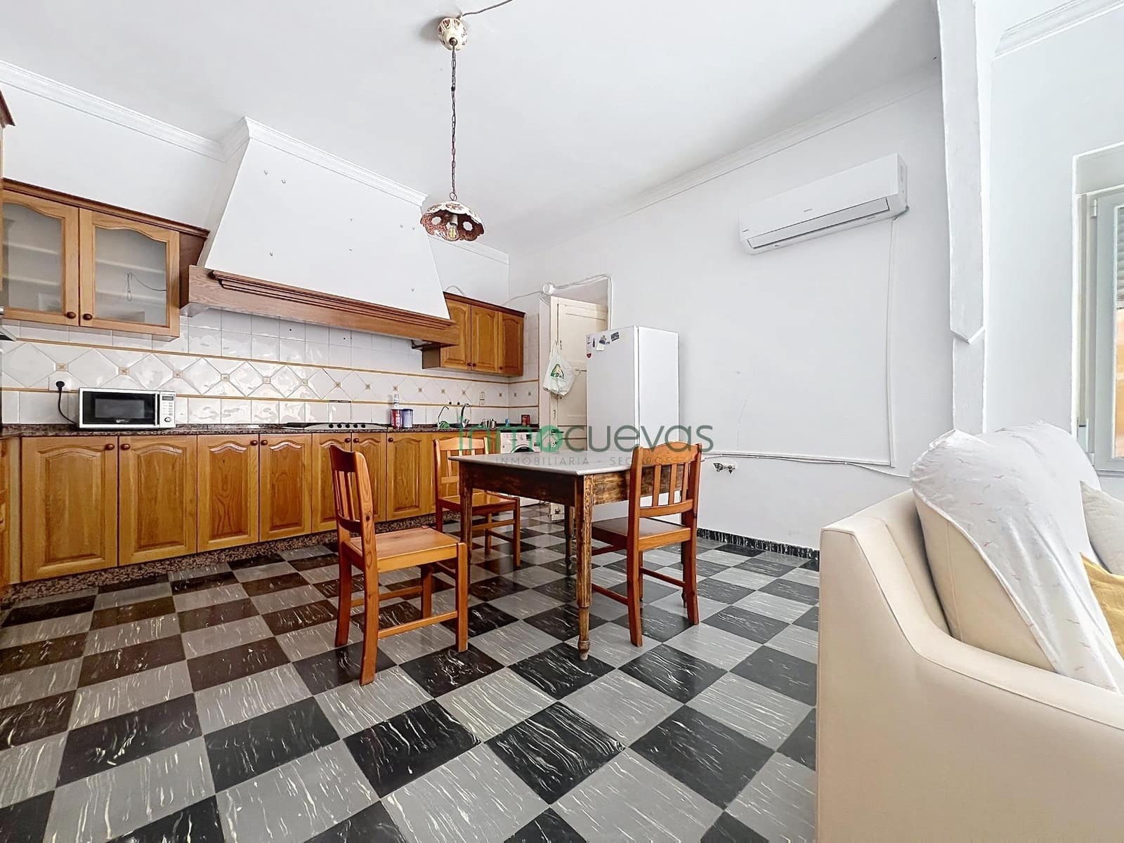 5 slaapkamer Rijtjeshuis te koop in Cuevas del Almanzora - € 180.000 (Ref: 10098537)