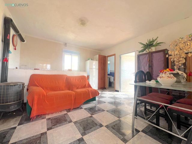 Finca/Casa Rural de 2 habitaciones en Cuevas del Almanzora en venta con garaje - 105.000 € (Ref: 10100308)