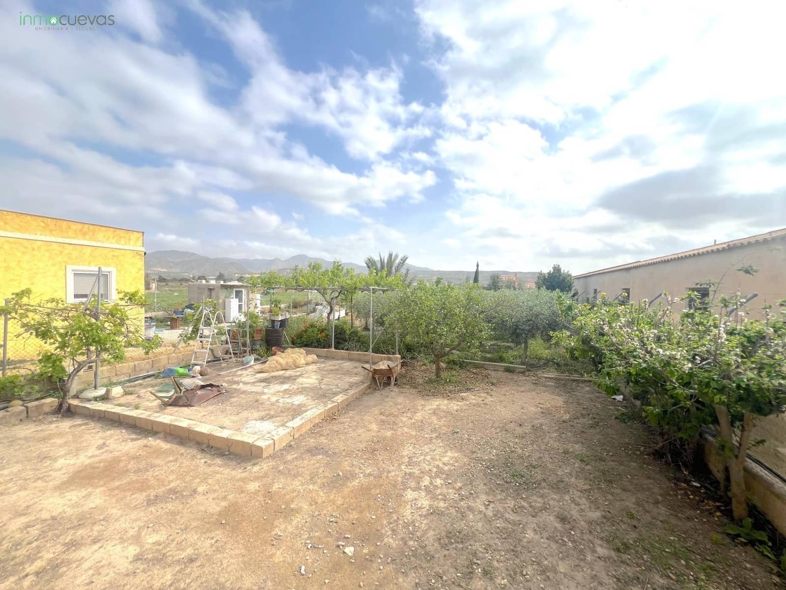 2 sovrum Finca/Hus på landet till salu i Cuevas del Almanzora med garage - 105 000 € (Ref: 10100308)