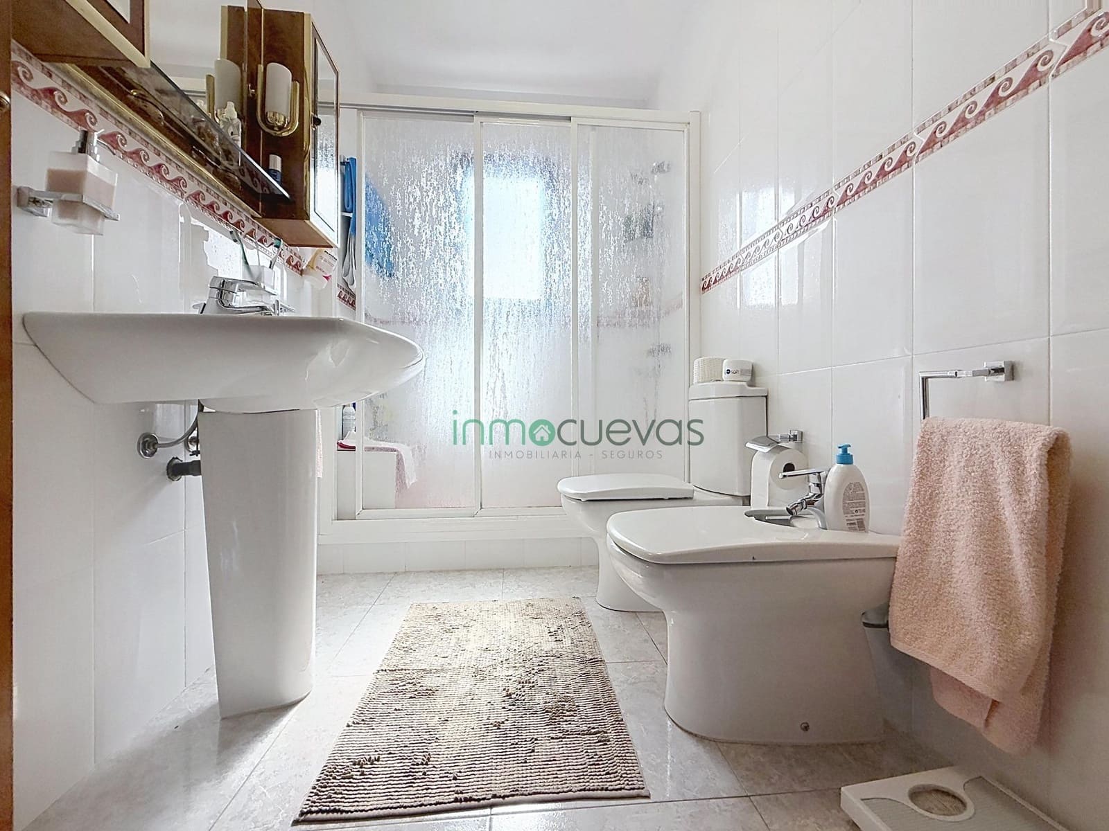 3 bedroom Villa for sale in Cuevas del Almanzora with garage - € 259,000 (Ref: 10155376)