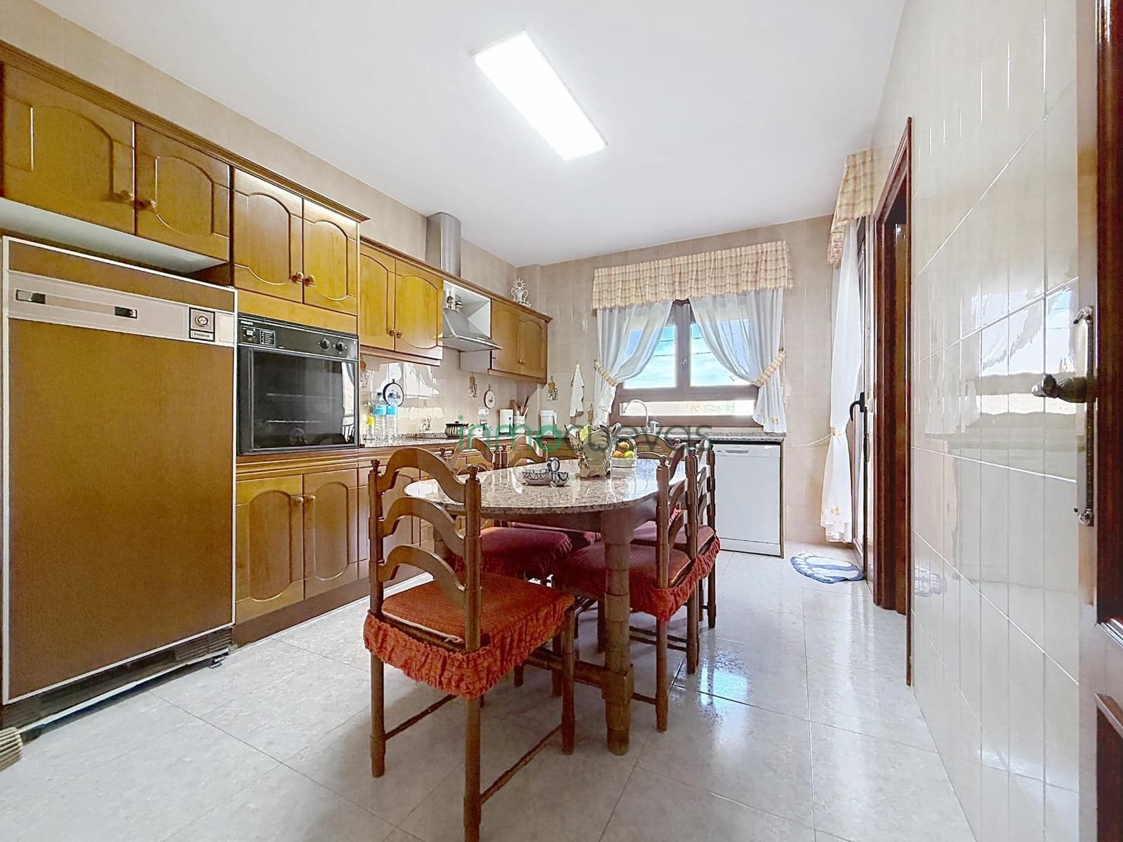 3 bedroom Villa for sale in Cuevas del Almanzora with garage - € 259,000 (Ref: 10155376)