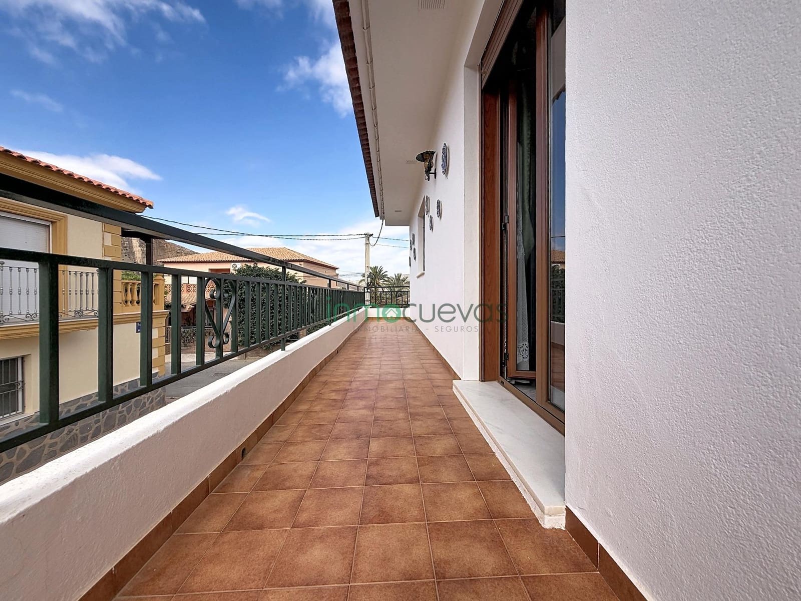 3 bedroom Villa for sale in Cuevas del Almanzora with garage - € 259,000 (Ref: 10155376)