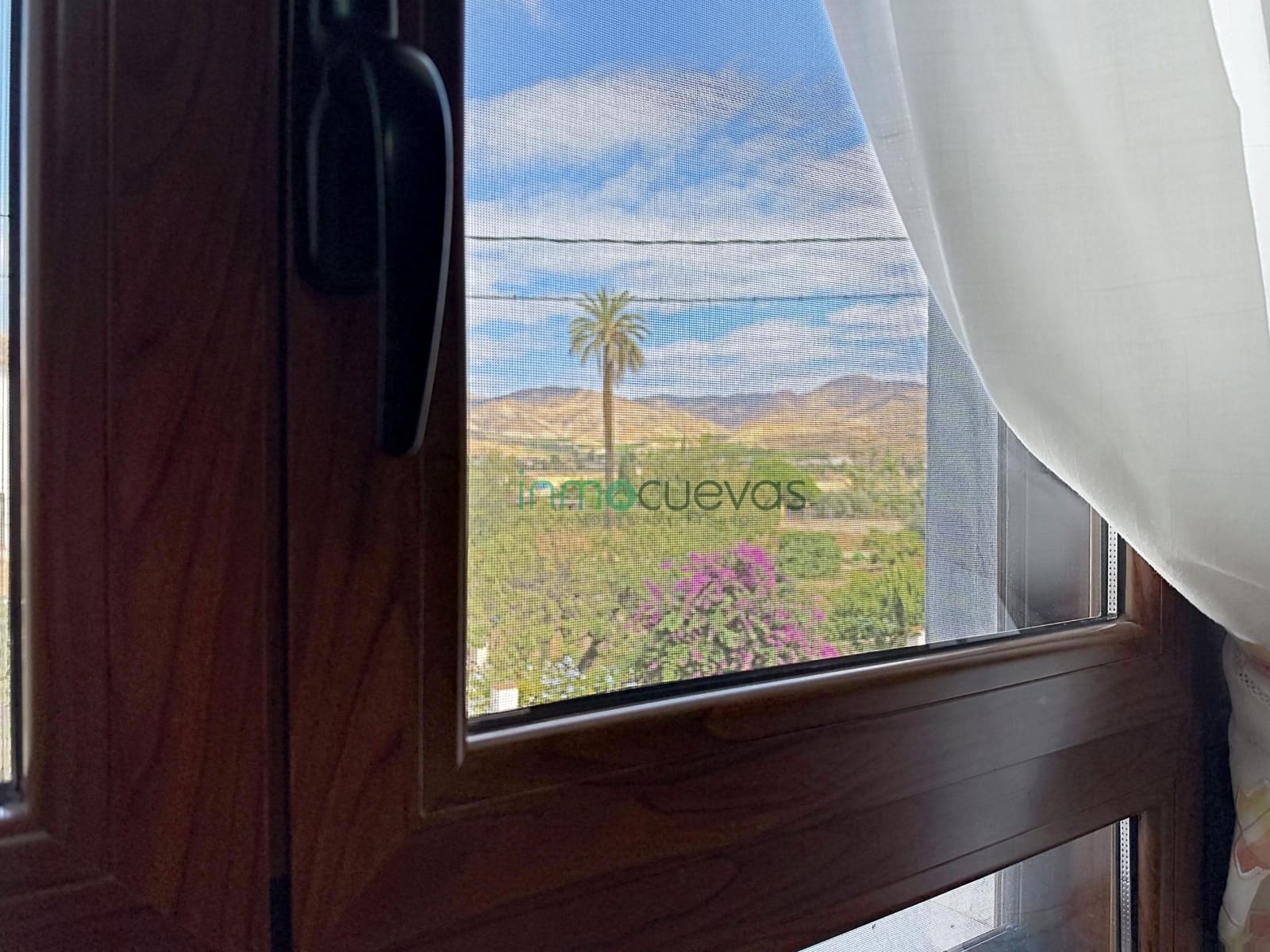 3 bedroom Villa for sale in Cuevas del Almanzora with garage - € 259,000 (Ref: 10155376)