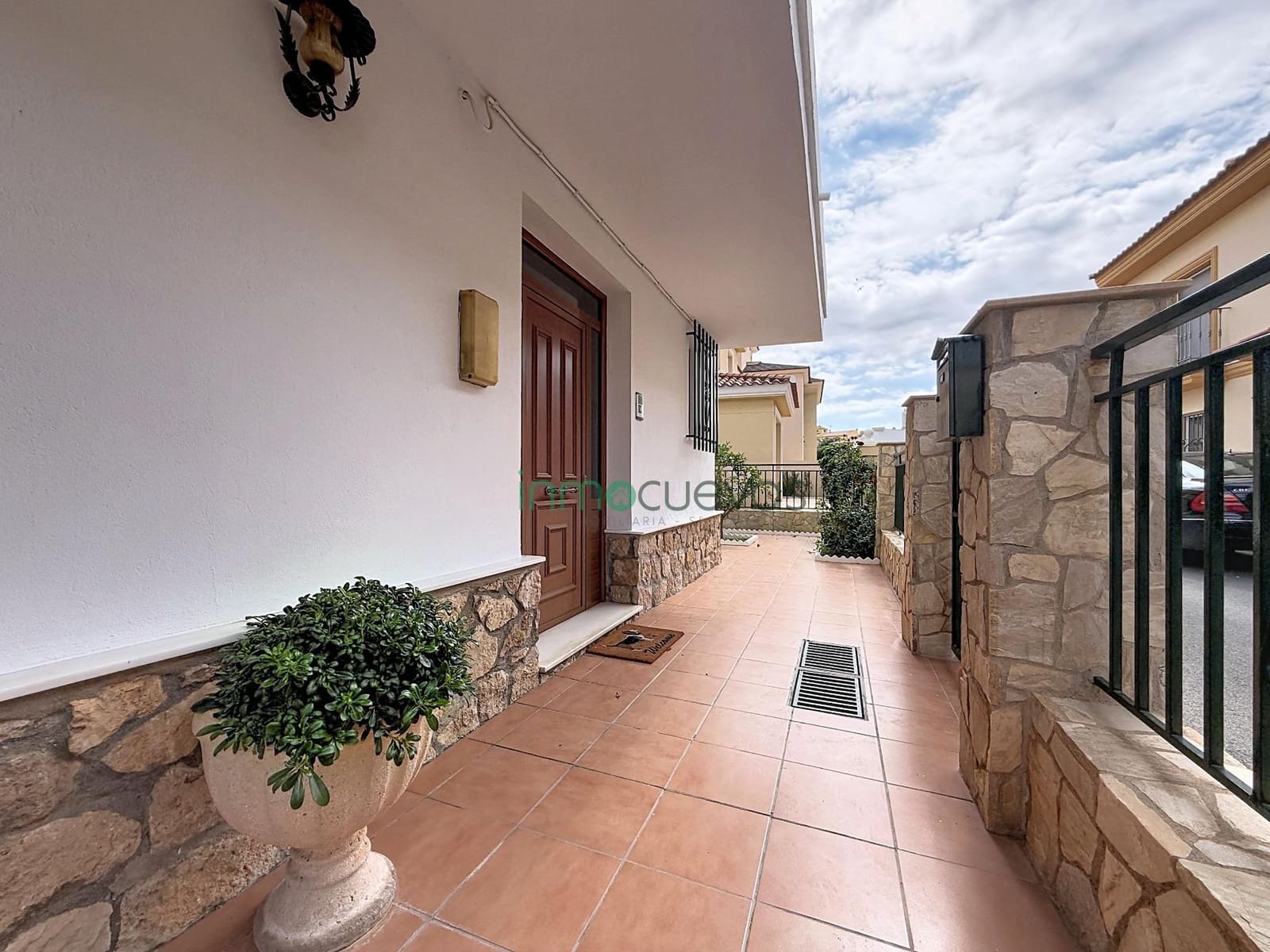 3 bedroom Villa for sale in Cuevas del Almanzora with garage - € 259,000 (Ref: 10155376)