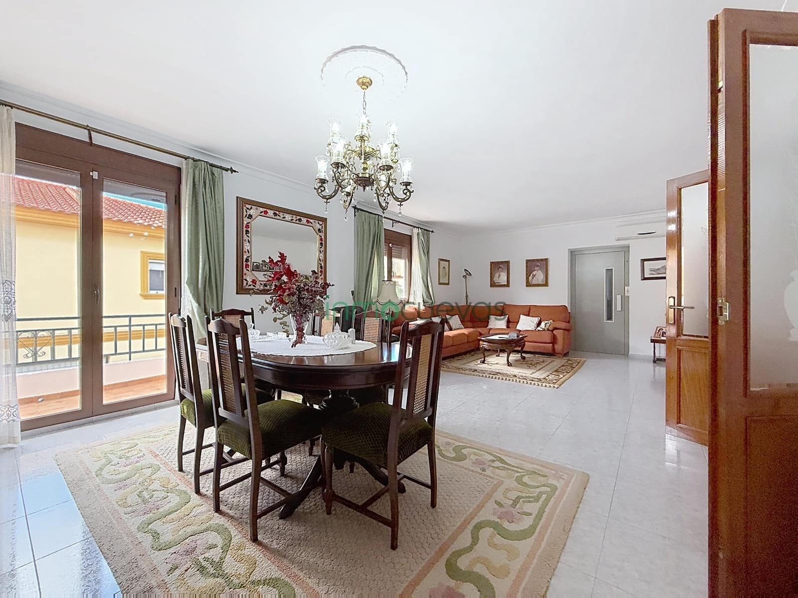 3 bedroom Villa for sale in Cuevas del Almanzora with garage - € 259,000 (Ref: 10155376)