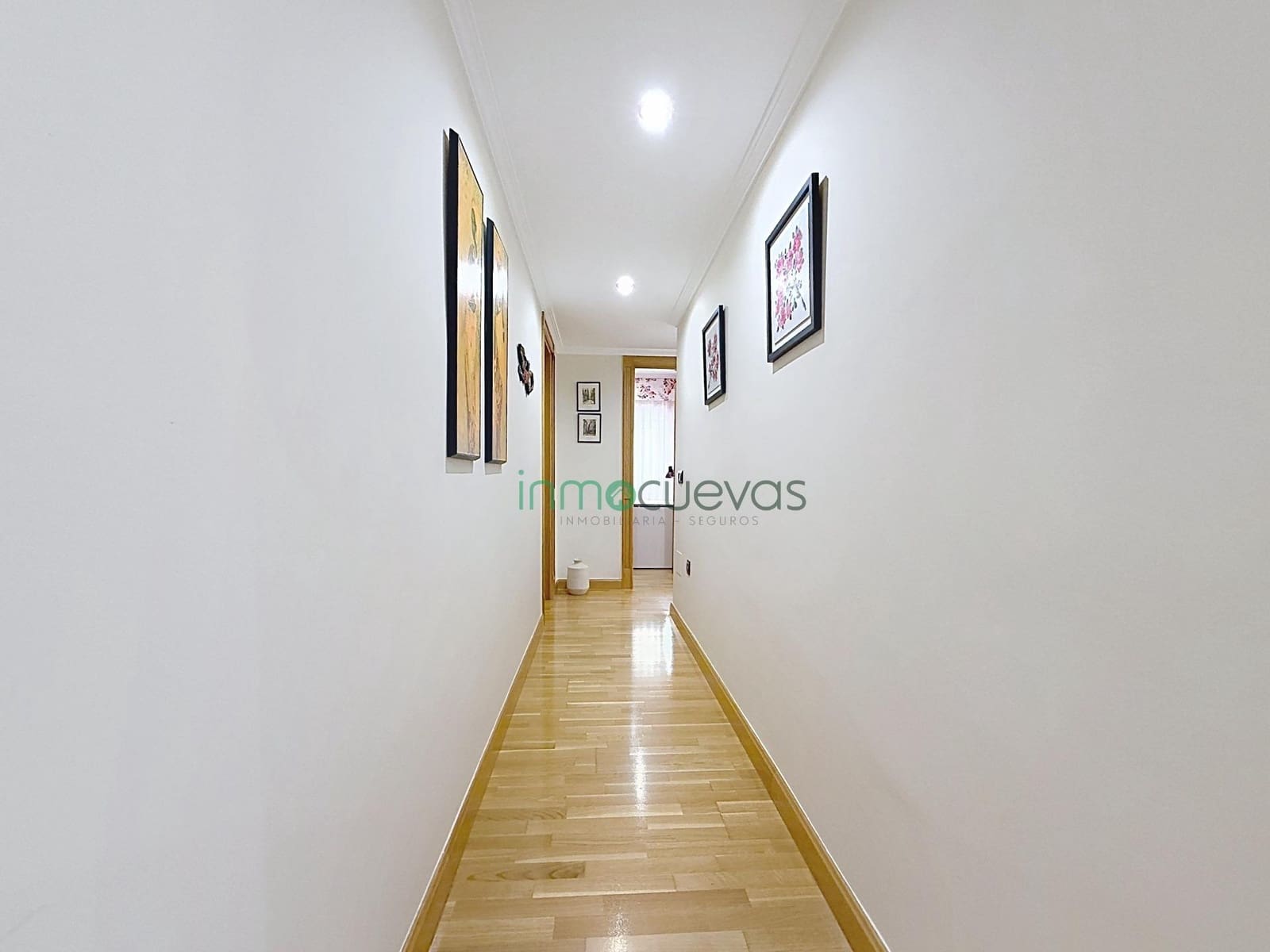 5 bedroom Flat for sale in Cuevas del Almanzora - € 160,000 (Ref: 10159824)