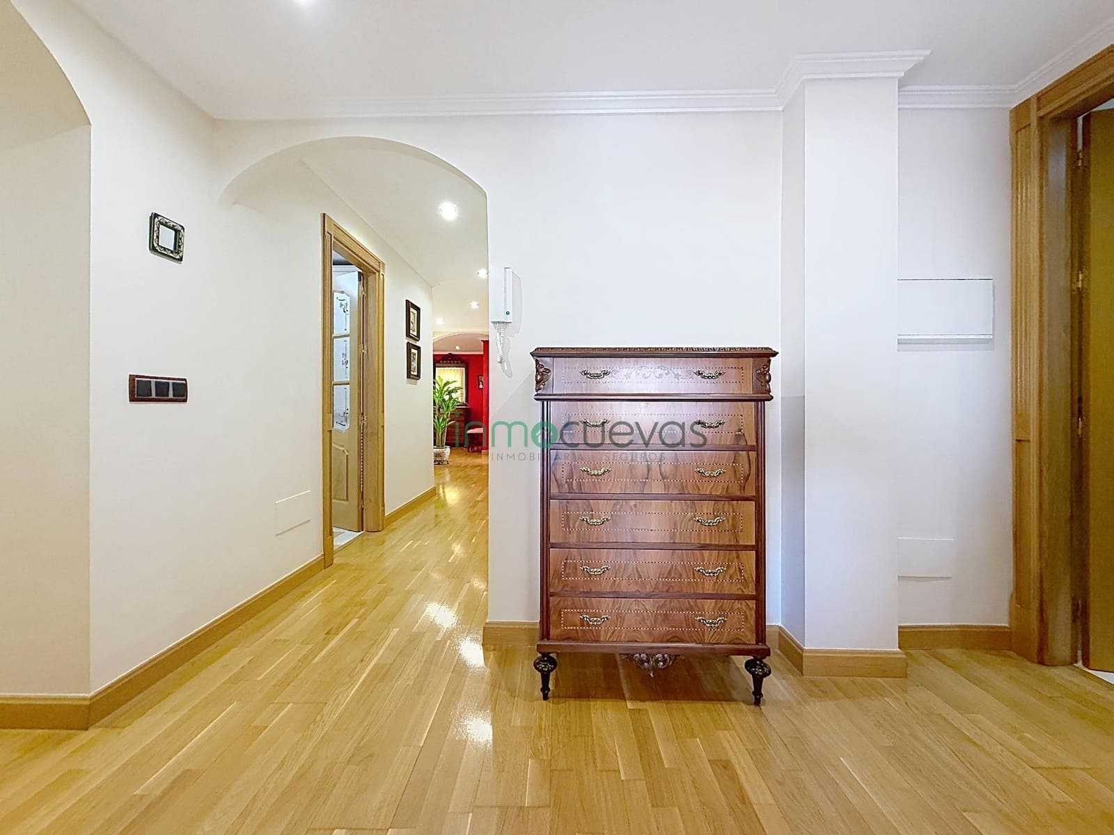 5 bedroom Flat for sale in Cuevas del Almanzora - € 160,000 (Ref: 10159824)