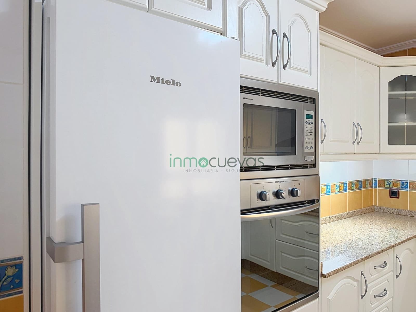 5 bedroom Flat for sale in Cuevas del Almanzora - € 160,000 (Ref: 10159824)