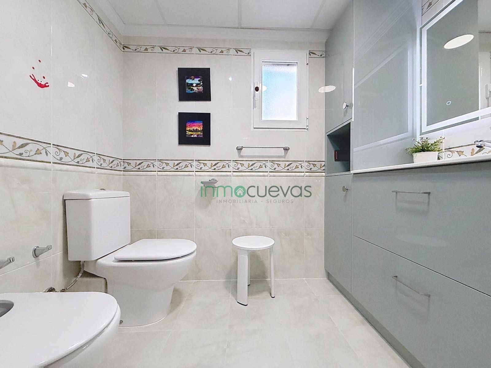 5 bedroom Flat for sale in Cuevas del Almanzora - € 160,000 (Ref: 10159824)