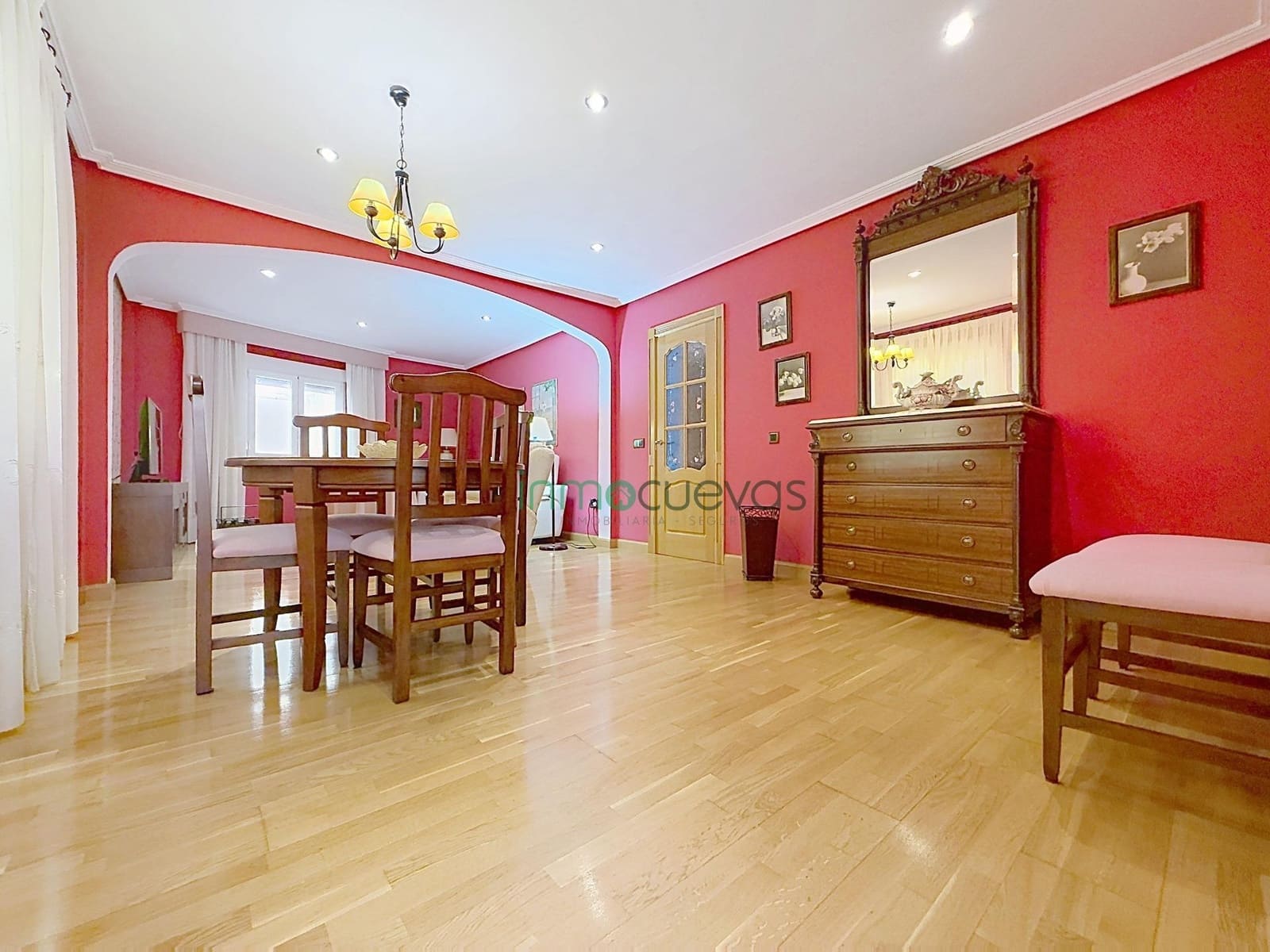 5 bedroom Flat for sale in Cuevas del Almanzora - € 160,000 (Ref: 10159824)