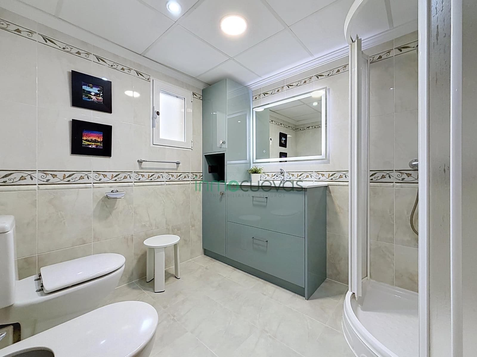 5 bedroom Flat for sale in Cuevas del Almanzora - € 160,000 (Ref: 10159824)