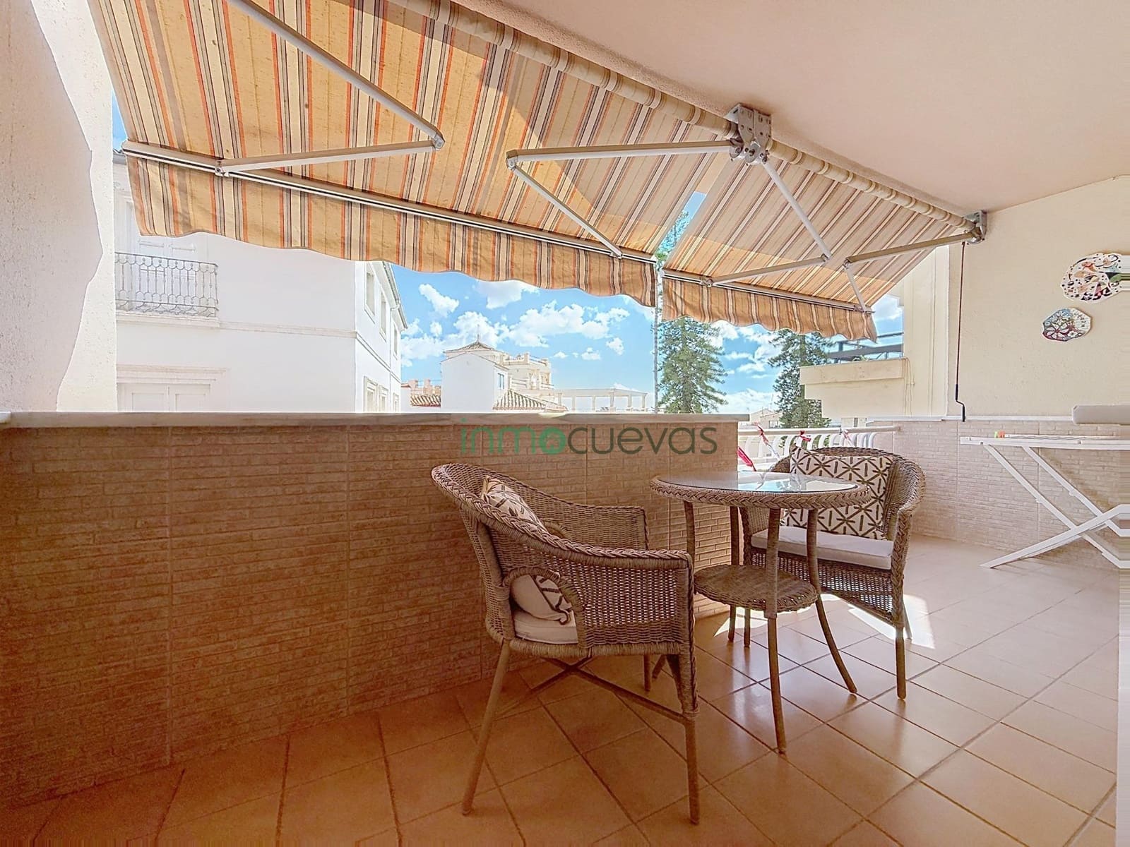 5 bedroom Flat for sale in Cuevas del Almanzora - € 160,000 (Ref: 10159824)
