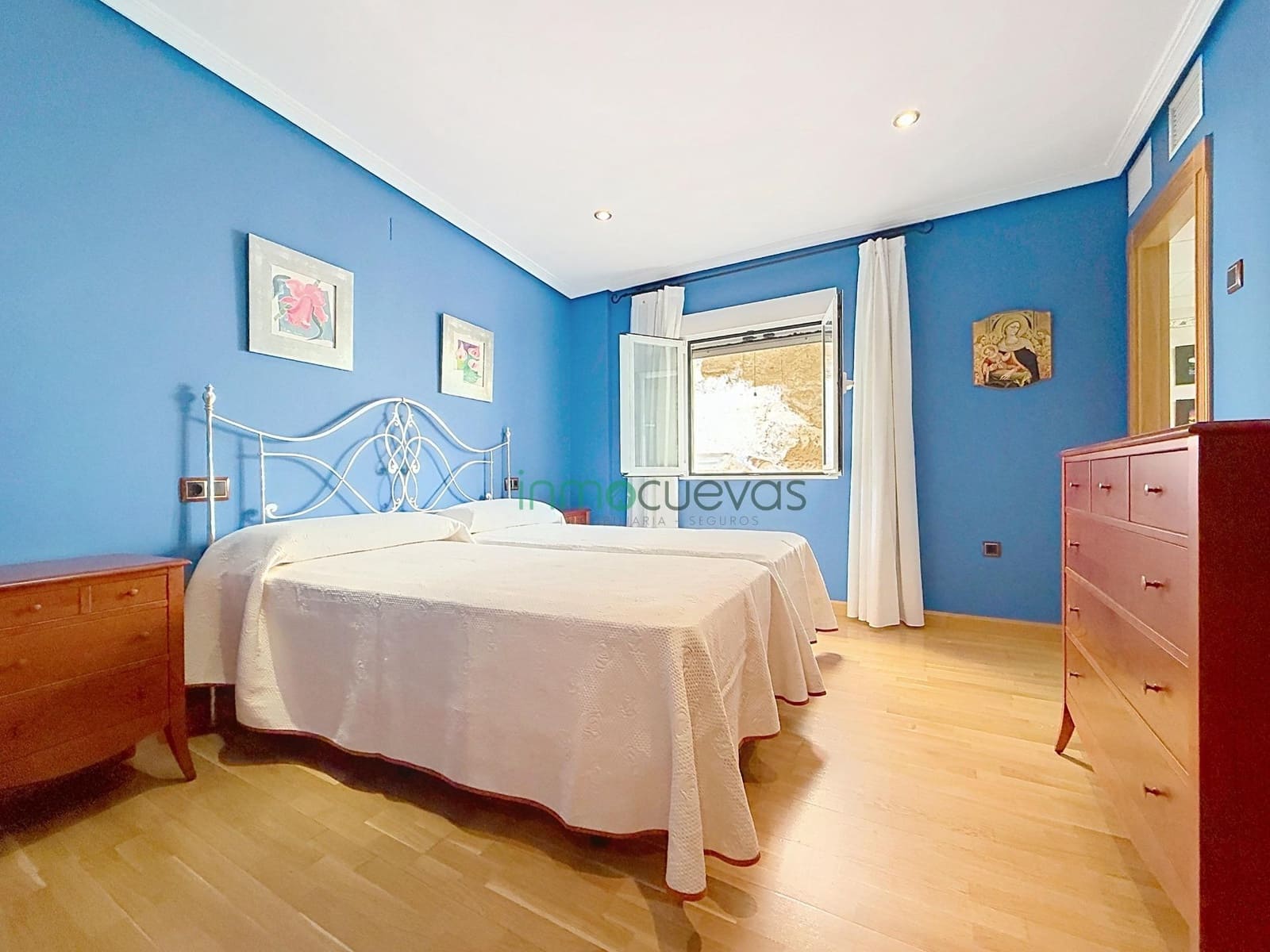 5 bedroom Flat for sale in Cuevas del Almanzora - € 160,000 (Ref: 10159824)