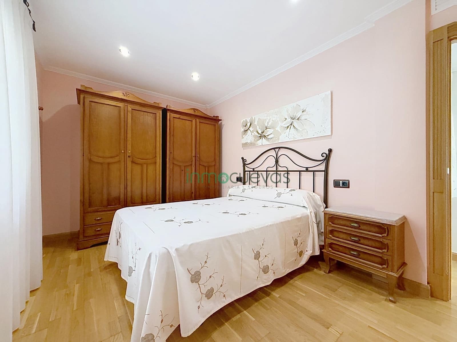 5 bedroom Flat for sale in Cuevas del Almanzora - € 160,000 (Ref: 10159824)