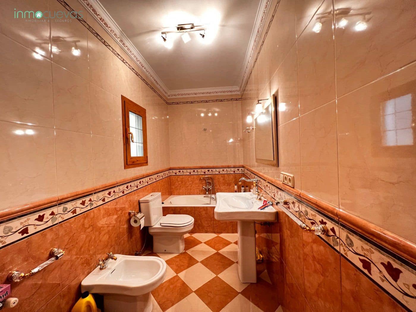5 sypialnia Dom na sprzedaż w Cuevas del Almanzora - 230 000 € (Ref: 6771138)