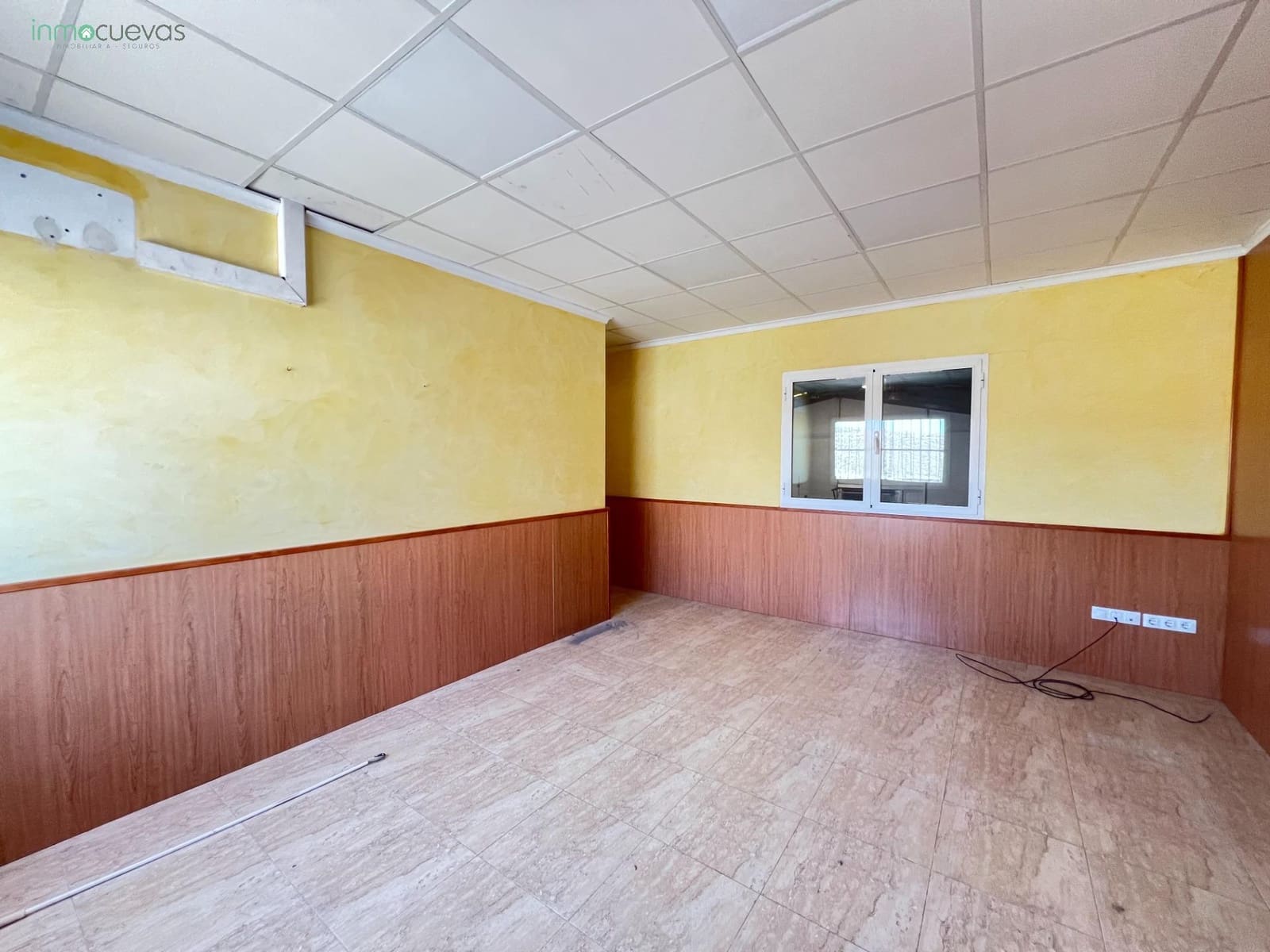 Bedrijf te koop in Cuevas del Almanzora - € 185.000 (Ref: 8095744)