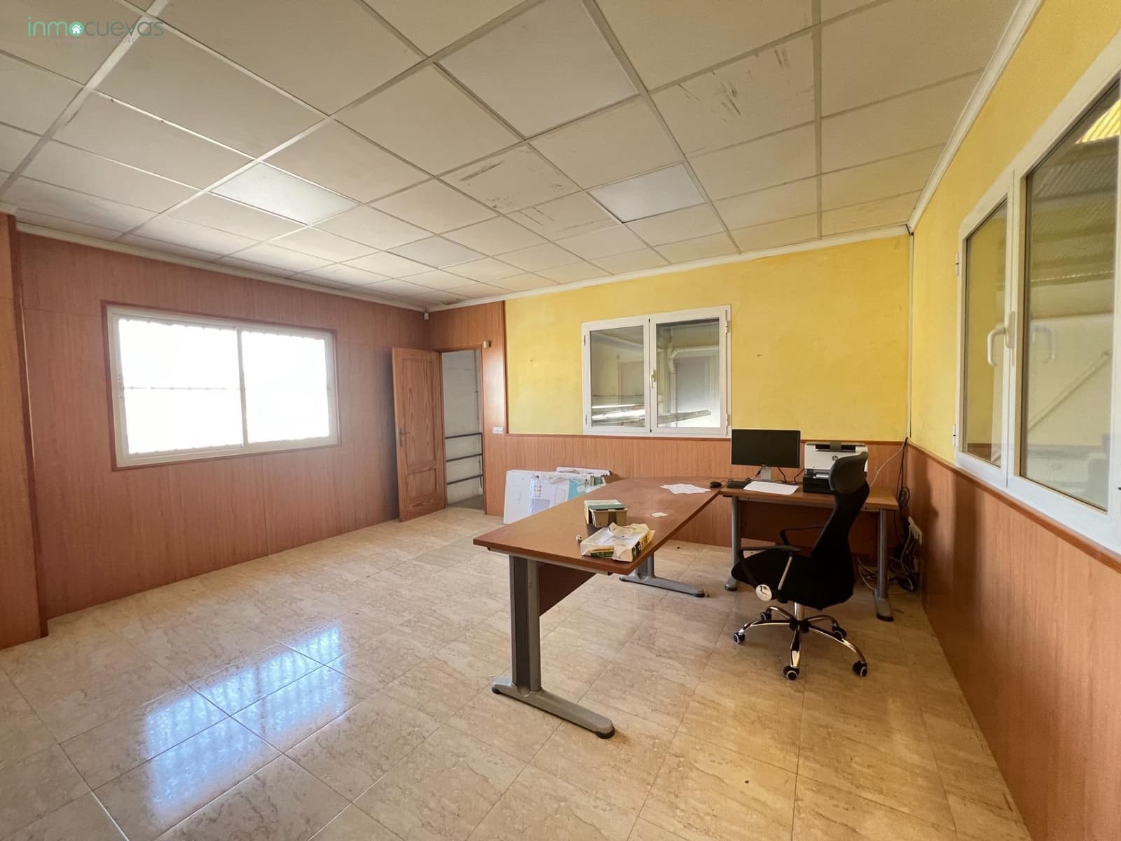 Bedrijf te koop in Cuevas del Almanzora - € 185.000 (Ref: 8095744)