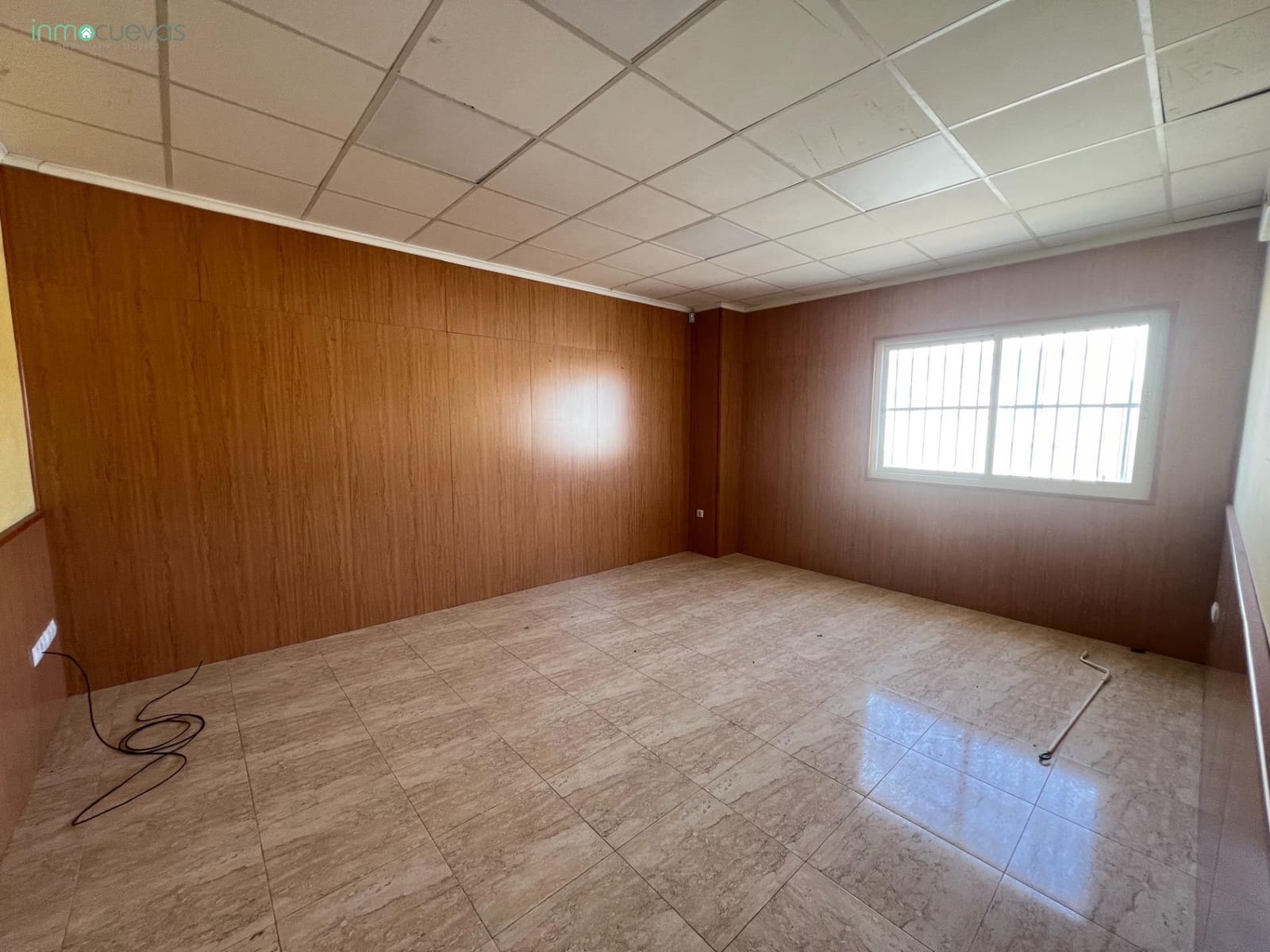 Bedrijf te koop in Cuevas del Almanzora - € 185.000 (Ref: 8095744)