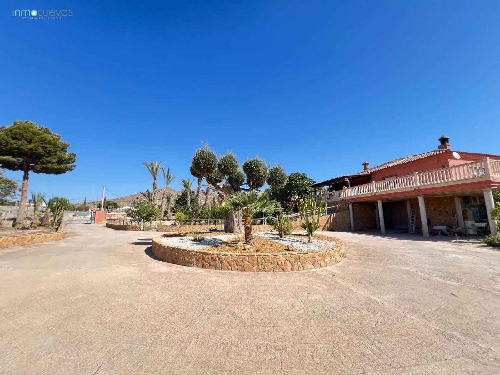 4 soveværelse Finca/Landehus til salg i Vera med garage - € 580.000 (Ref: 8487401)