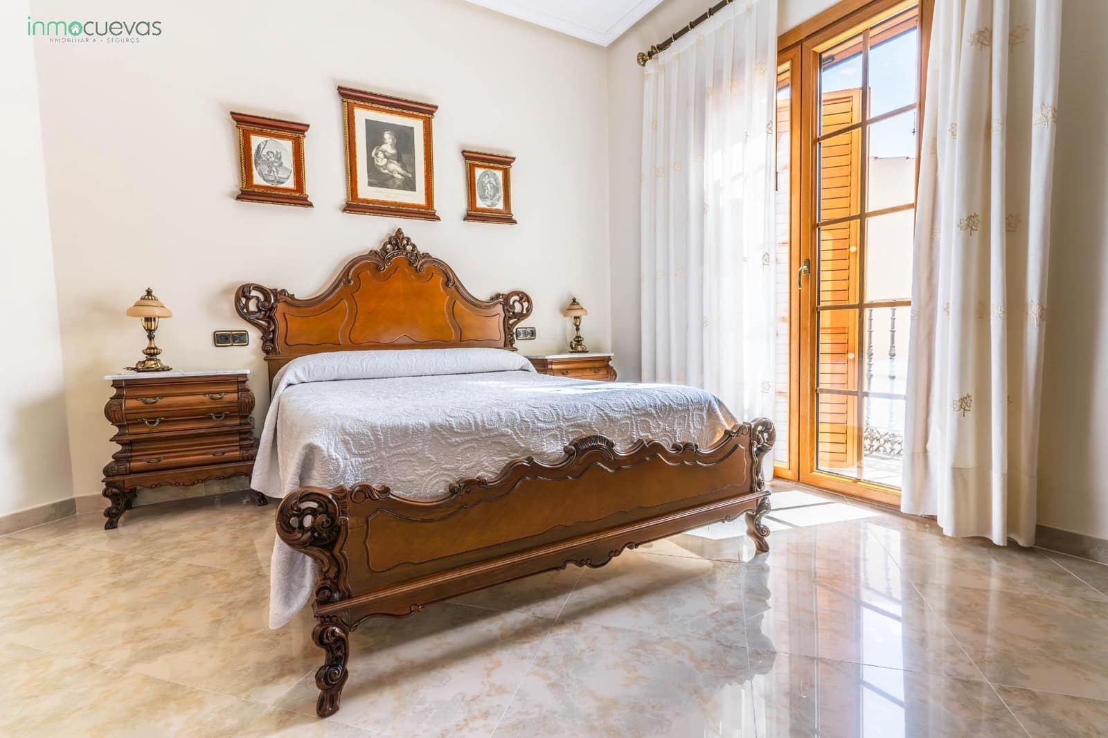 5 makuuhuone Huvila myytävänä paikassa Cuevas del Almanzora mukana uima-altaan - 365 000 € (Ref: 8584651)