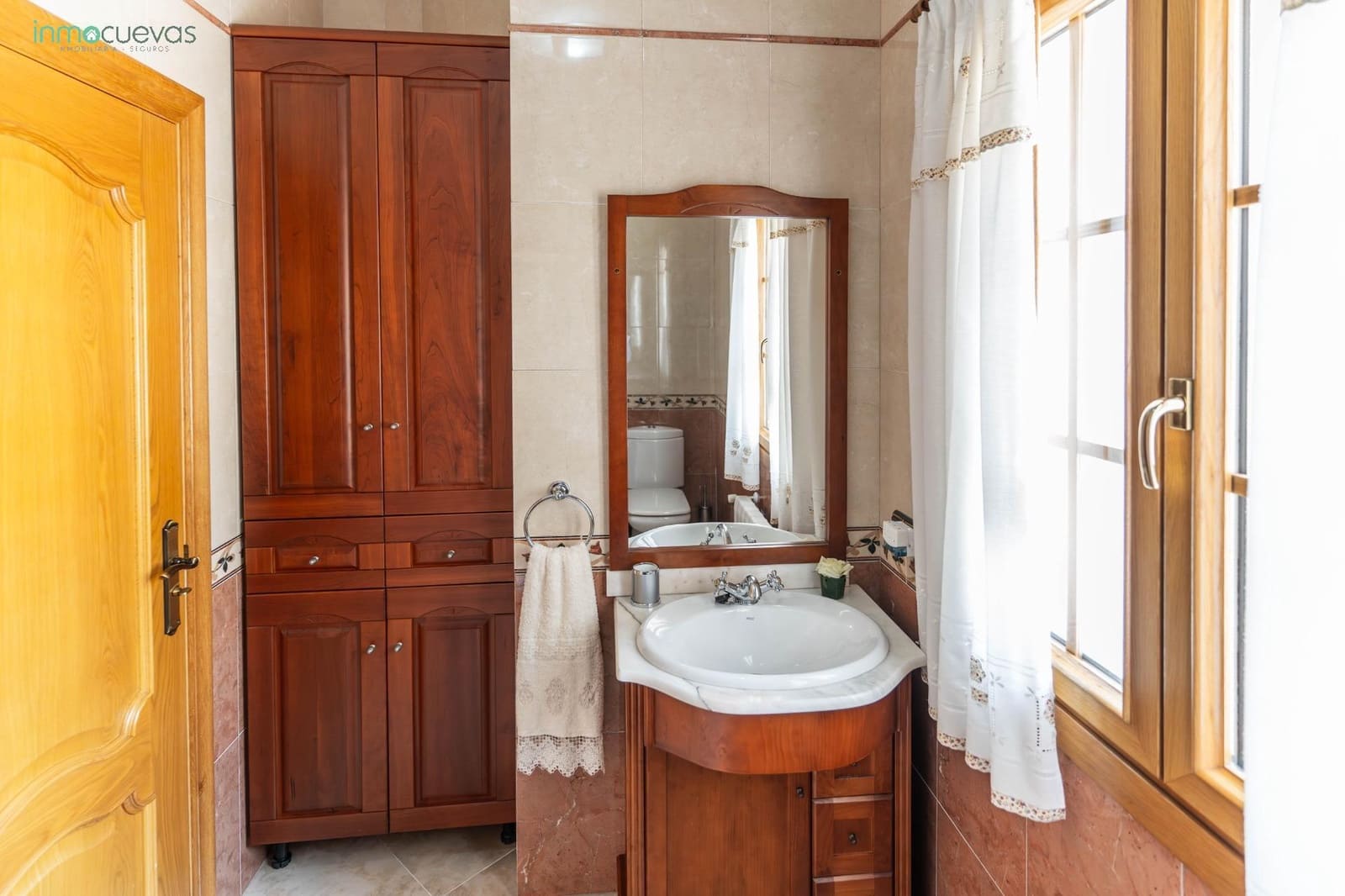 5 makuuhuone Huvila myytävänä paikassa Cuevas del Almanzora mukana uima-altaan - 365 000 € (Ref: 8584651)