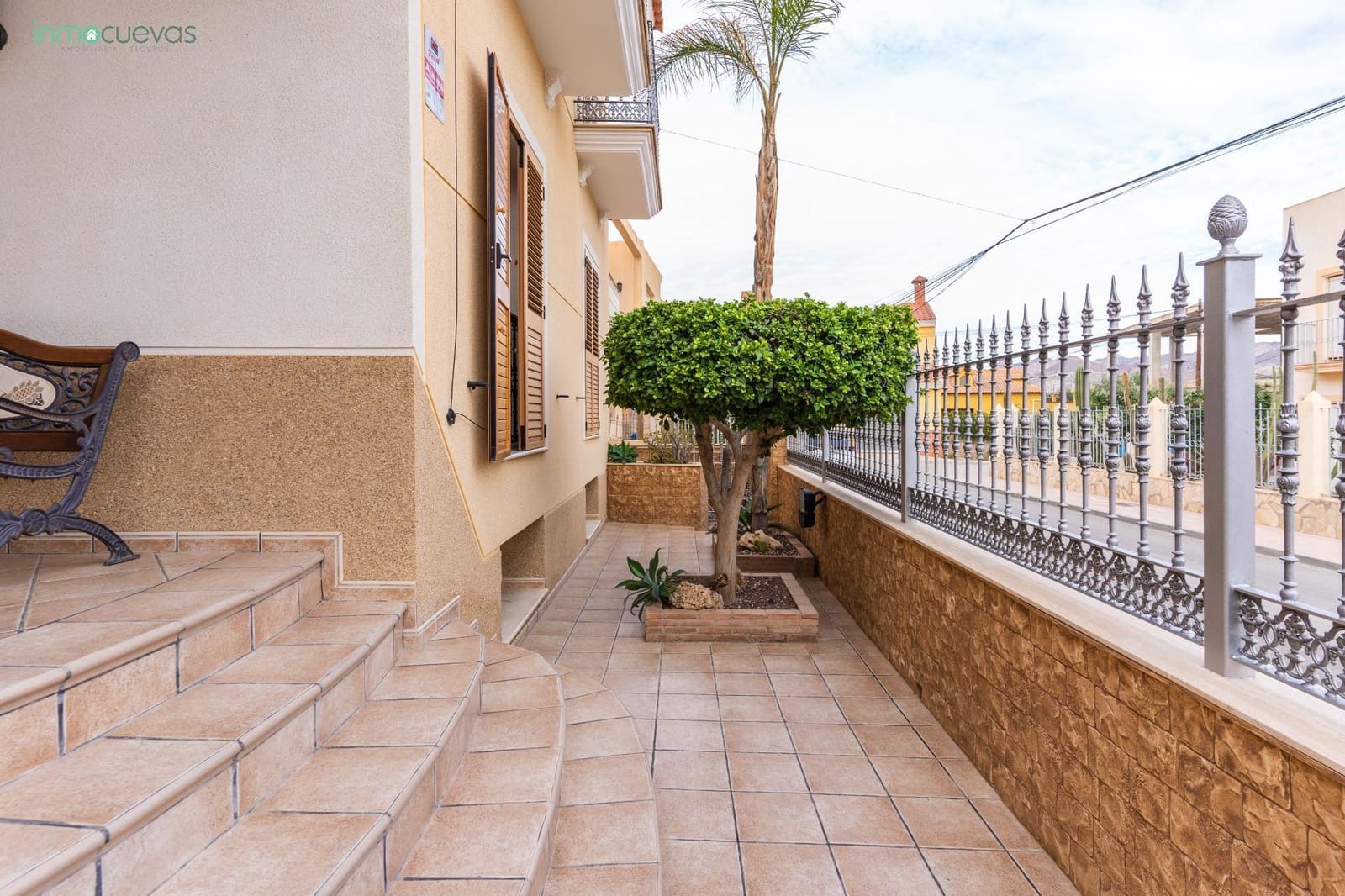 5 makuuhuone Huvila myytävänä paikassa Cuevas del Almanzora mukana uima-altaan - 365 000 € (Ref: 8584651)