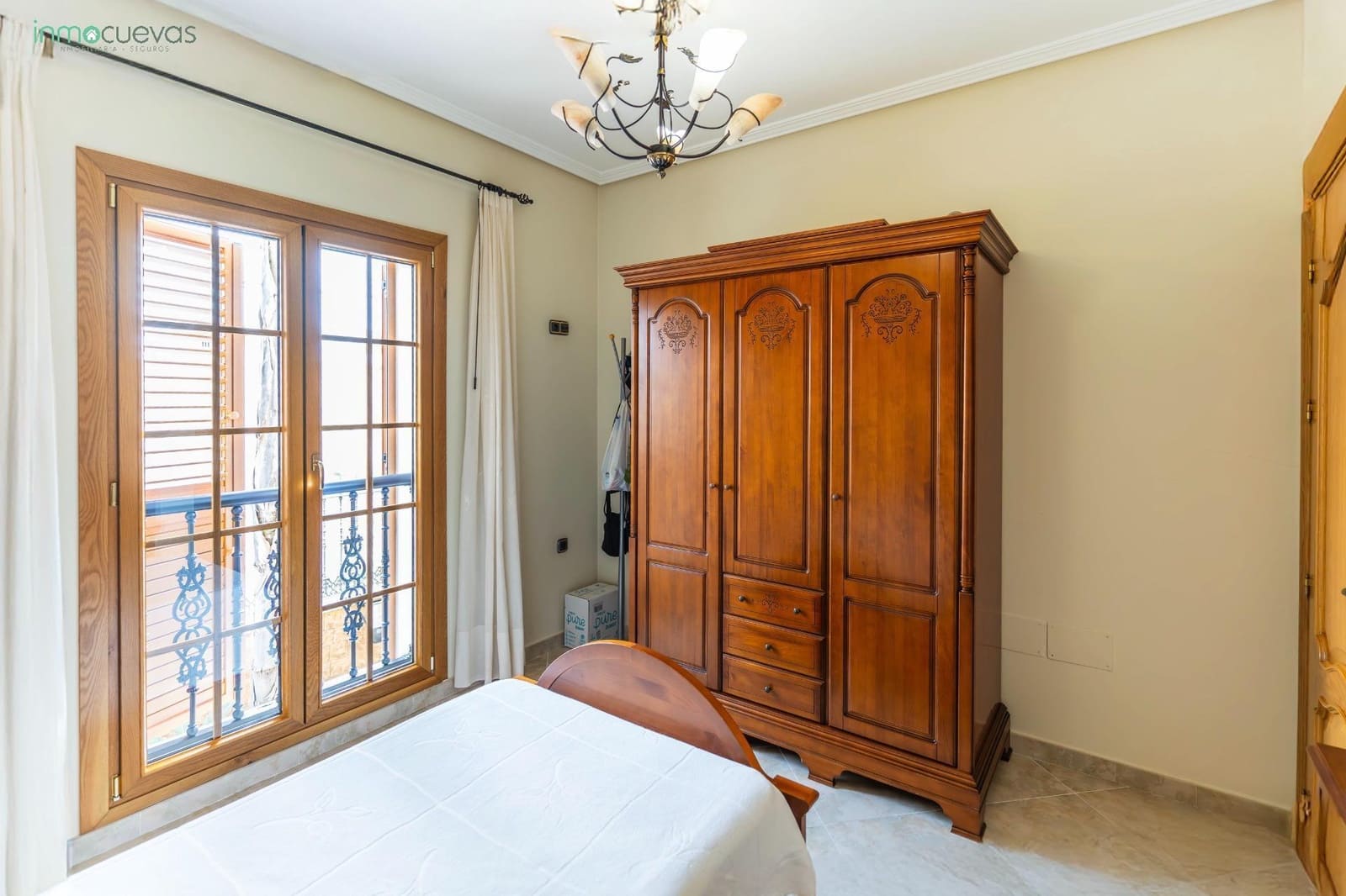 5 makuuhuone Huvila myytävänä paikassa Cuevas del Almanzora mukana uima-altaan - 365 000 € (Ref: 8584651)