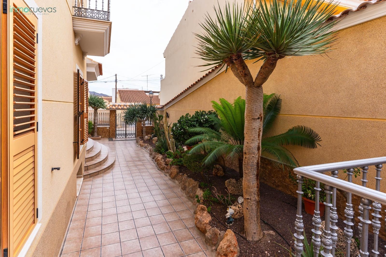 5 makuuhuone Huvila myytävänä paikassa Cuevas del Almanzora mukana uima-altaan - 365 000 € (Ref: 8584651)