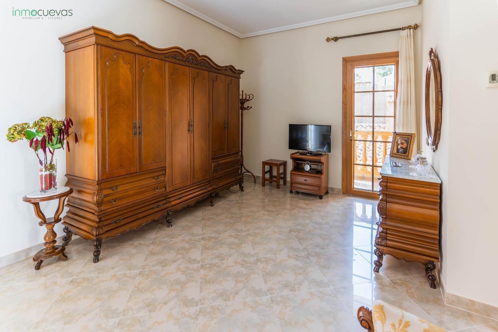 5 makuuhuone Huvila myytävänä paikassa Cuevas del Almanzora mukana uima-altaan - 365 000 € (Ref: 8584651)