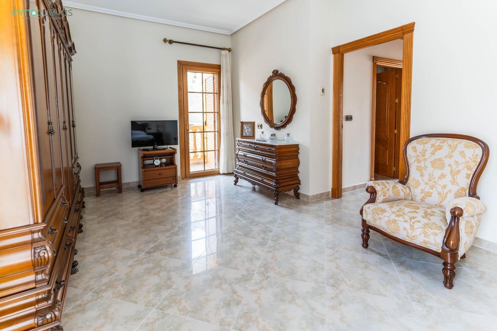 5 makuuhuone Huvila myytävänä paikassa Cuevas del Almanzora mukana uima-altaan - 365 000 € (Ref: 8584651)