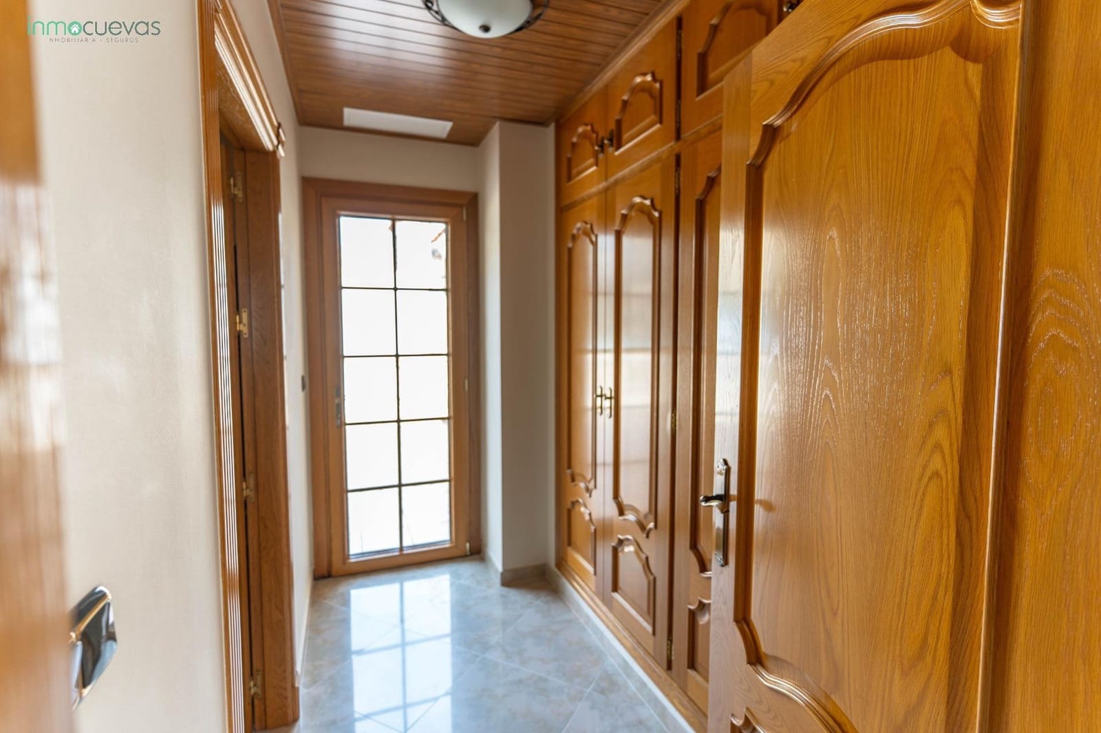 5 makuuhuone Huvila myytävänä paikassa Cuevas del Almanzora mukana uima-altaan - 365 000 € (Ref: 8584651)