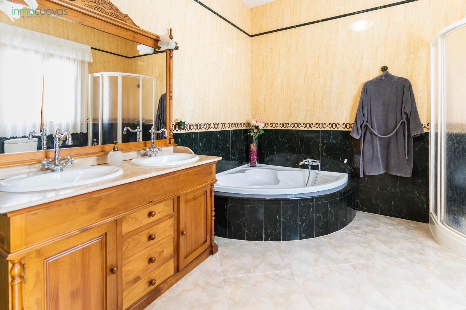 5 makuuhuone Huvila myytävänä paikassa Cuevas del Almanzora mukana uima-altaan - 365 000 € (Ref: 8584651)