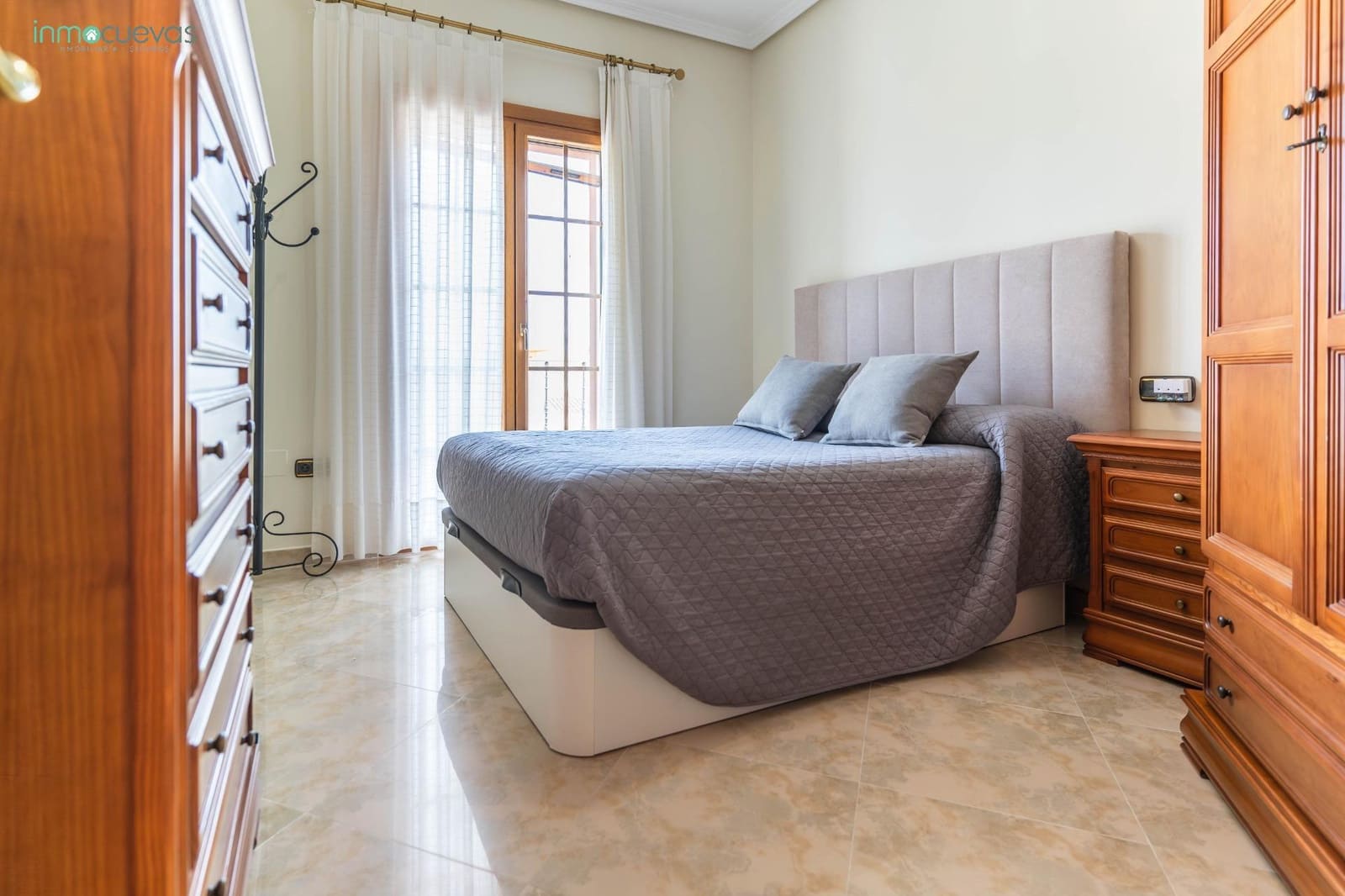 5 makuuhuone Huvila myytävänä paikassa Cuevas del Almanzora mukana uima-altaan - 365 000 € (Ref: 8584651)