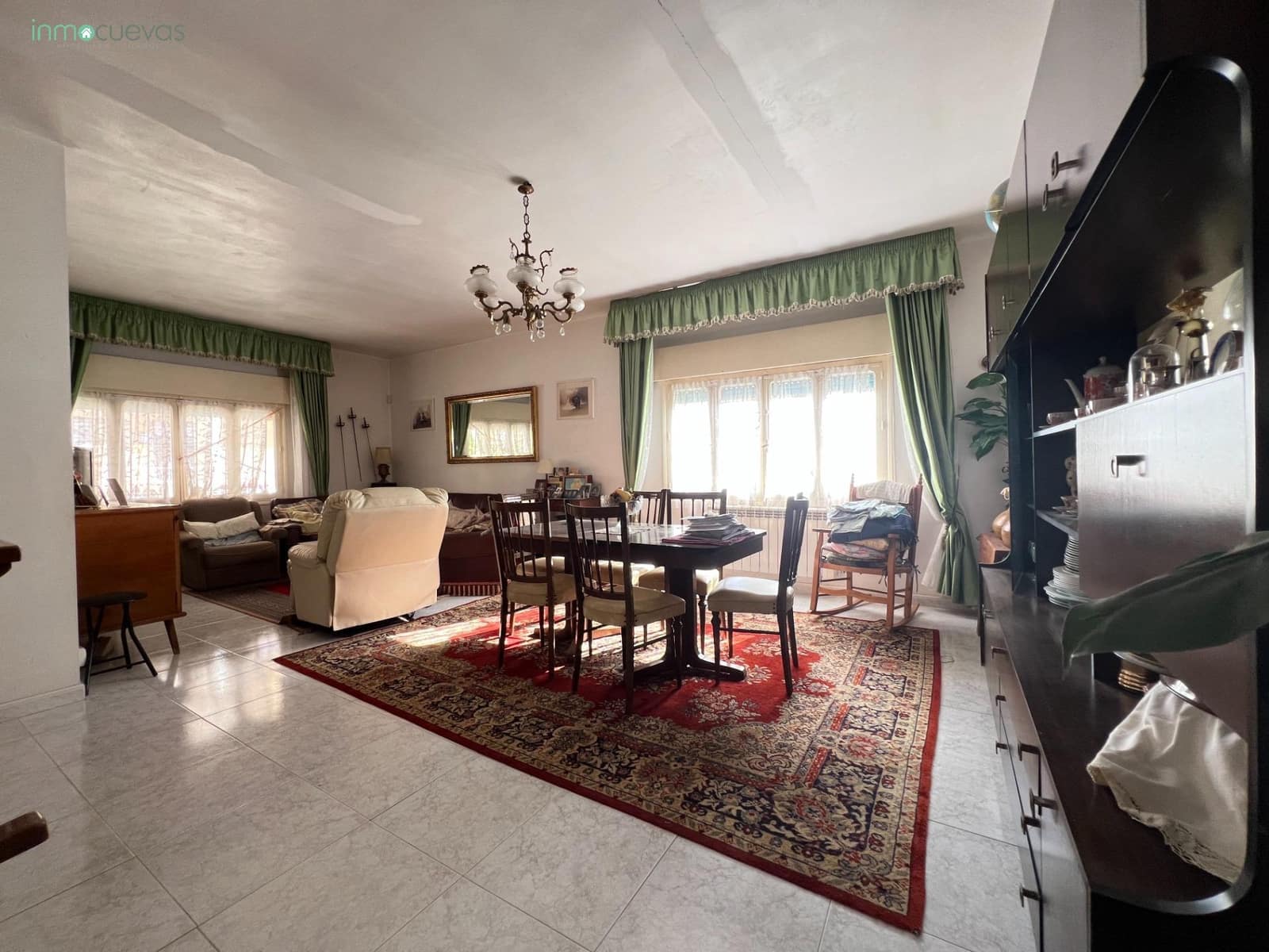 4 bedroom Villa for sale in Cuevas del Almanzora - € 350,000 (Ref: 8636734)