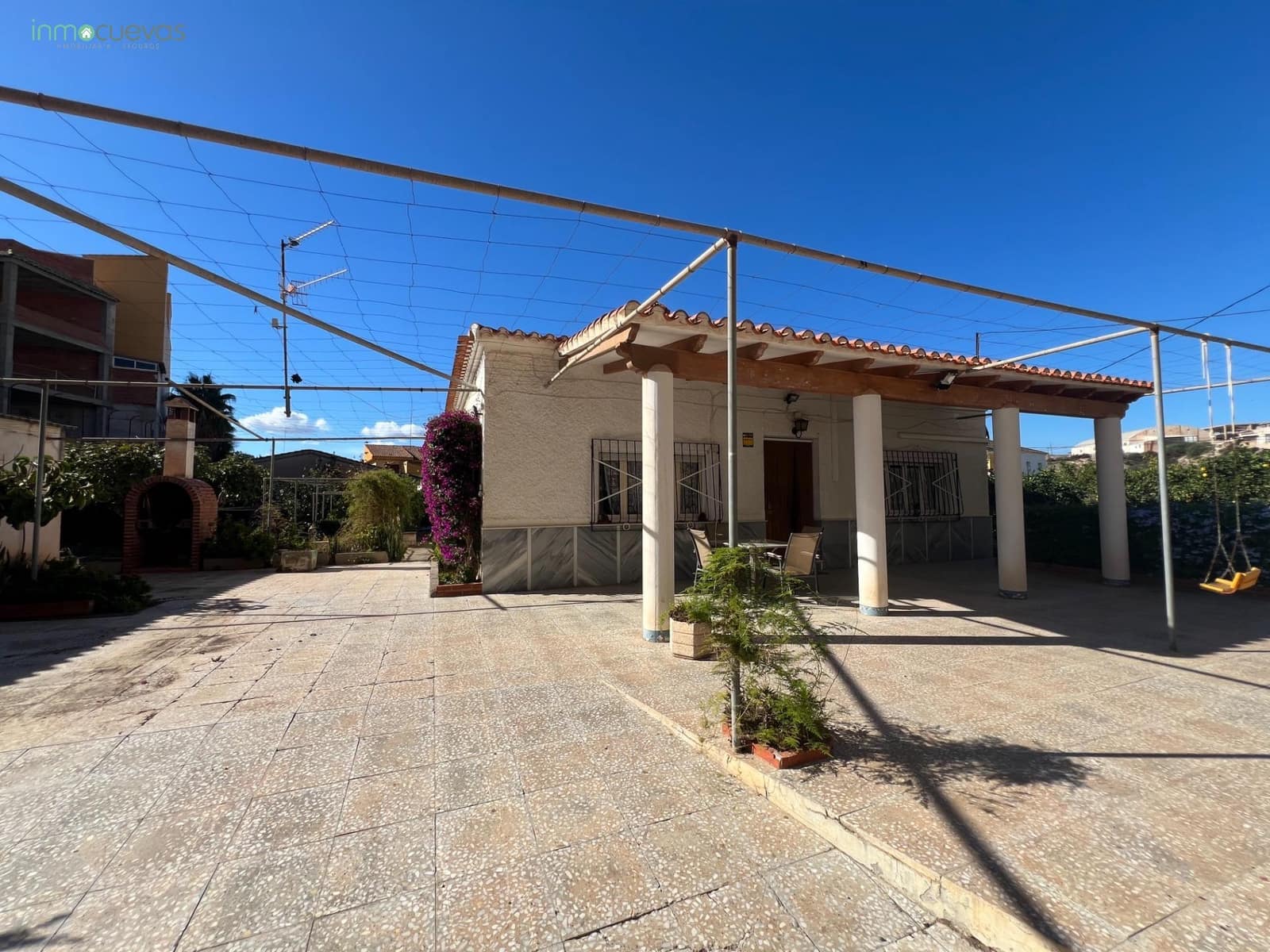 4 bedroom Villa for sale in Cuevas del Almanzora - € 350,000 (Ref: 8636734)