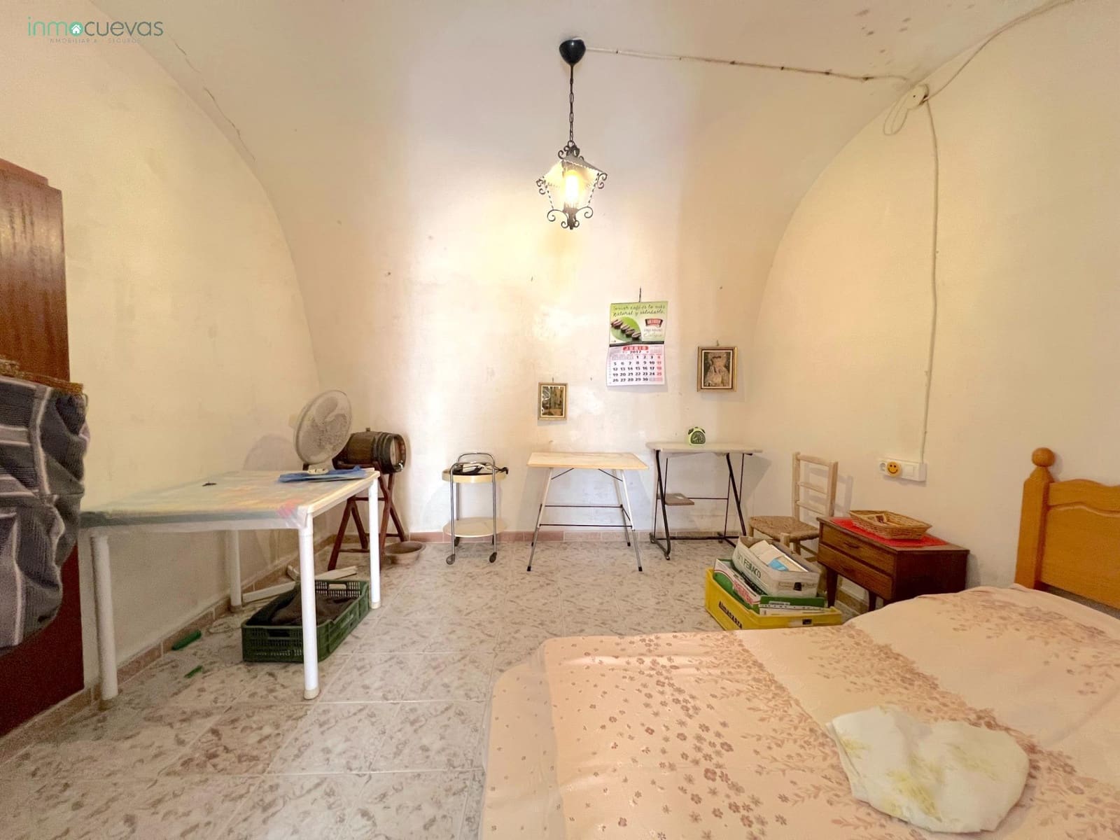 5 bedroom Villa for sale in Cuevas del Almanzora with garage - € 140,000 (Ref: 8907422)