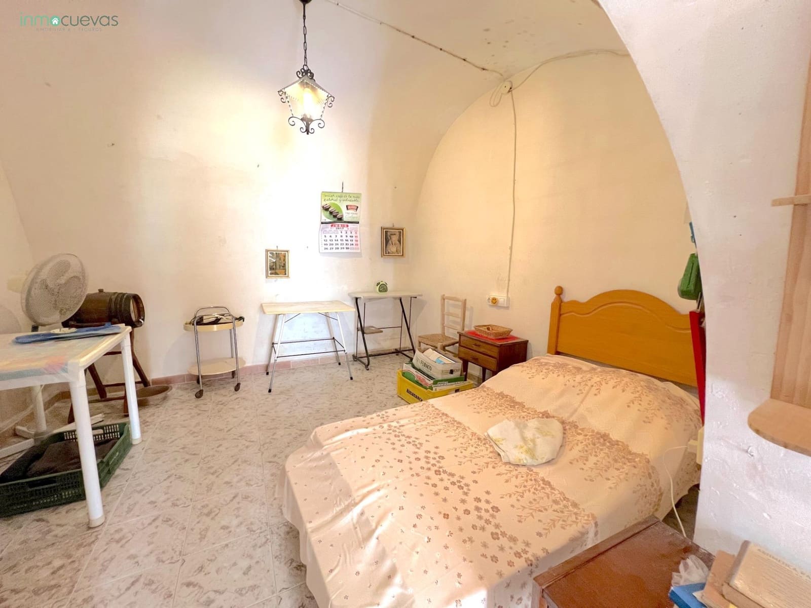 5 bedroom Villa for sale in Cuevas del Almanzora with garage - € 140,000 (Ref: 8907422)