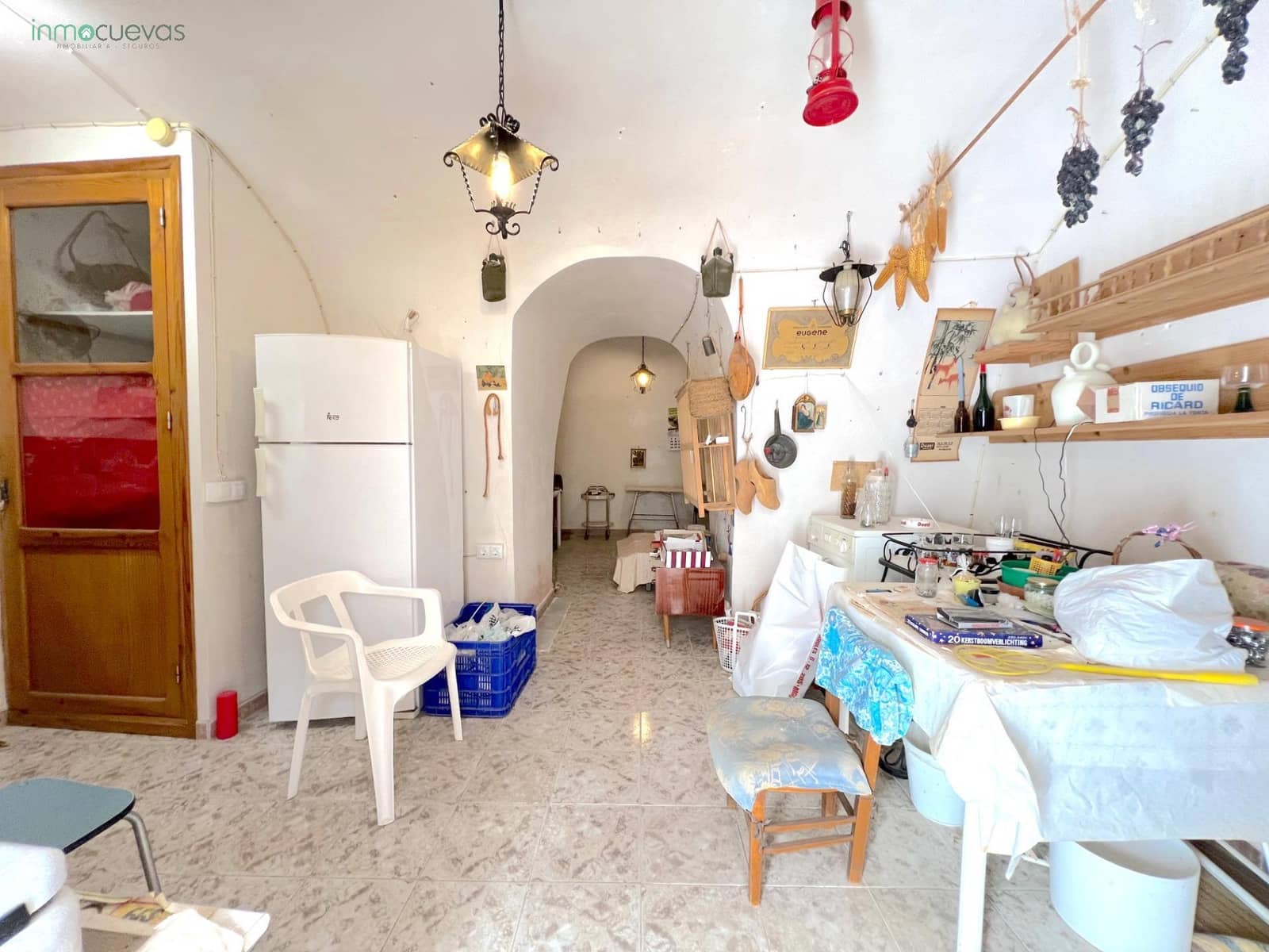 5 bedroom Villa for sale in Cuevas del Almanzora with garage - € 140,000 (Ref: 8907422)