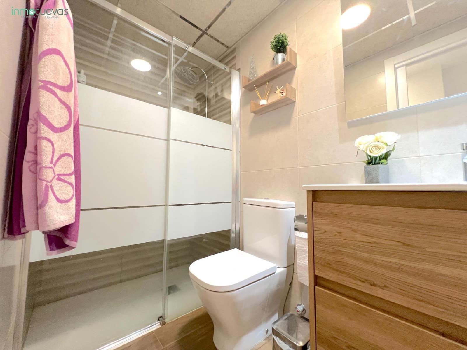 4 bedroom Flat for sale in Cuevas del Almanzora - € 110,000 (Ref: 9032217)