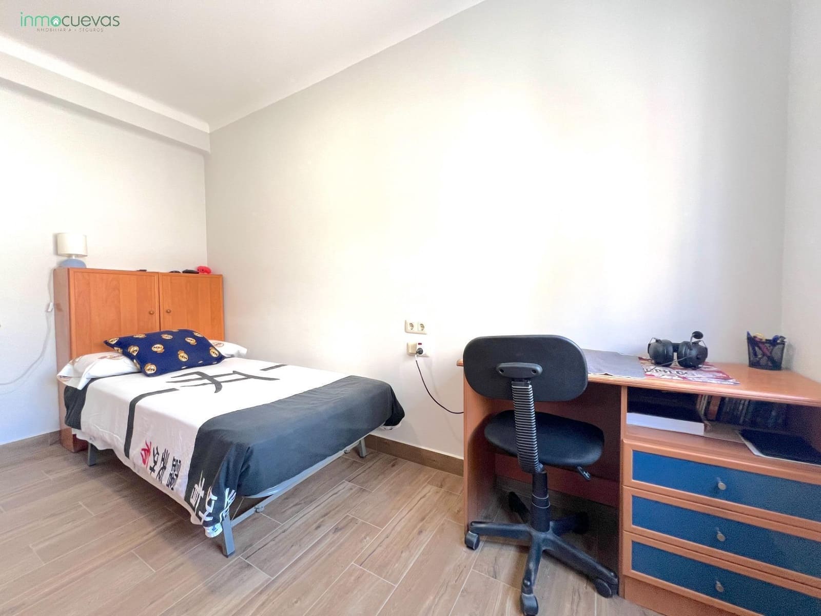 4 bedroom Flat for sale in Cuevas del Almanzora - € 110,000 (Ref: 9032217)